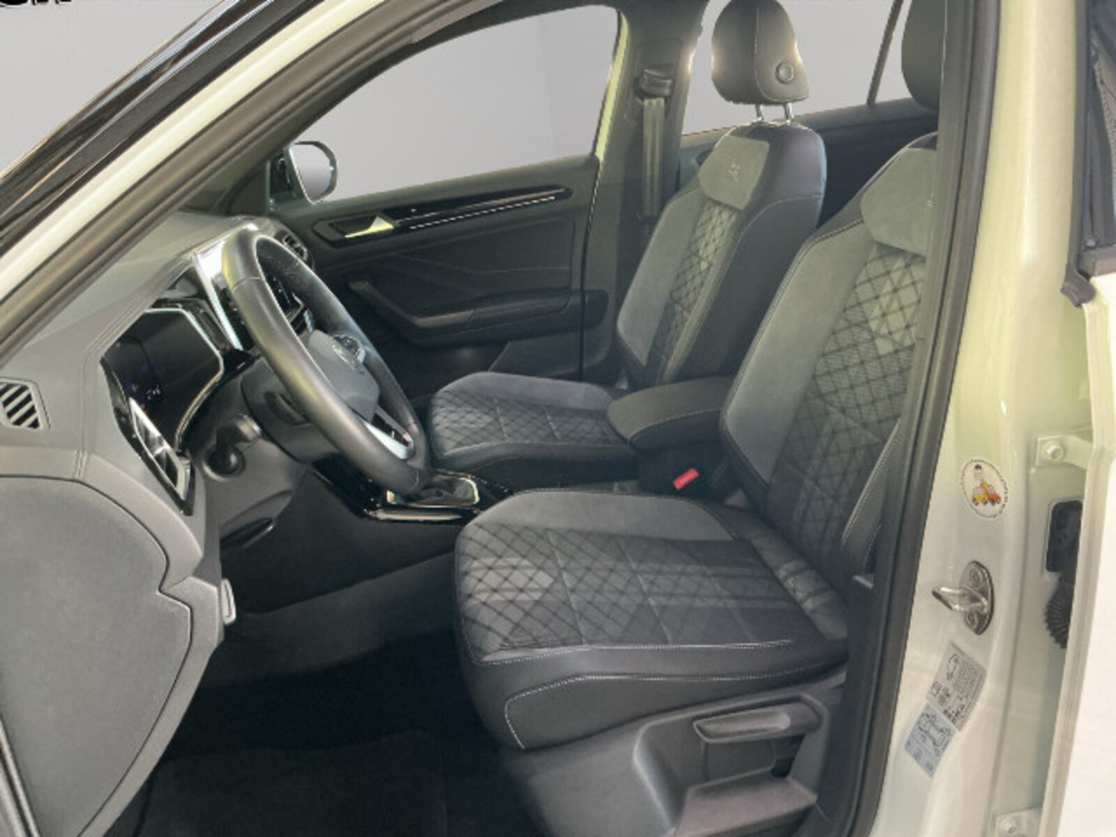 Volkswagen T-Roc – Bild 11