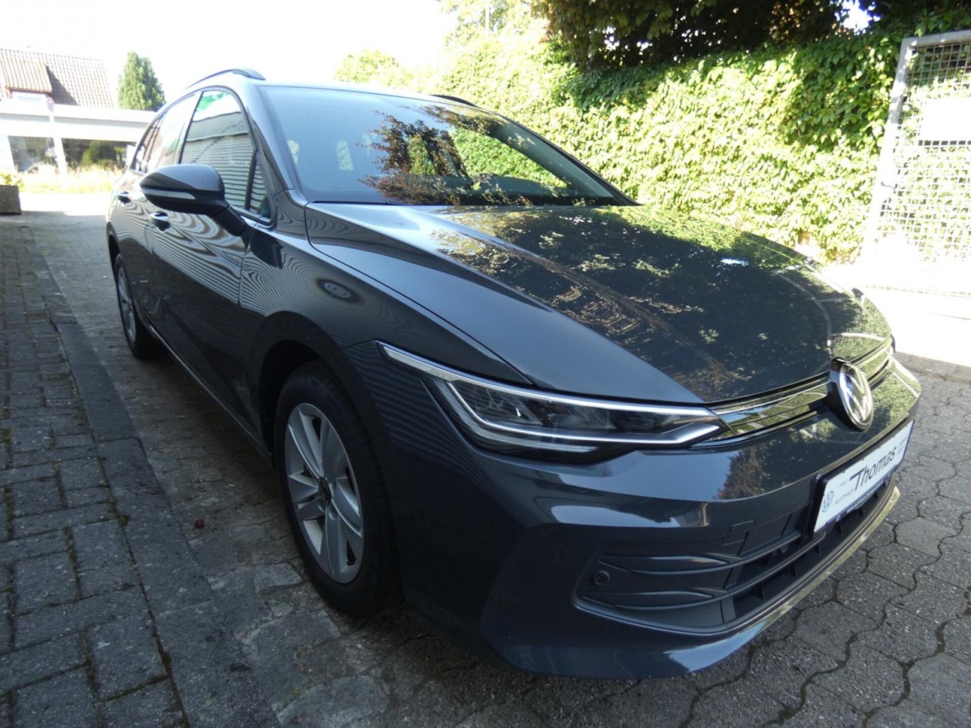 Volkswagen Golf Variant Life