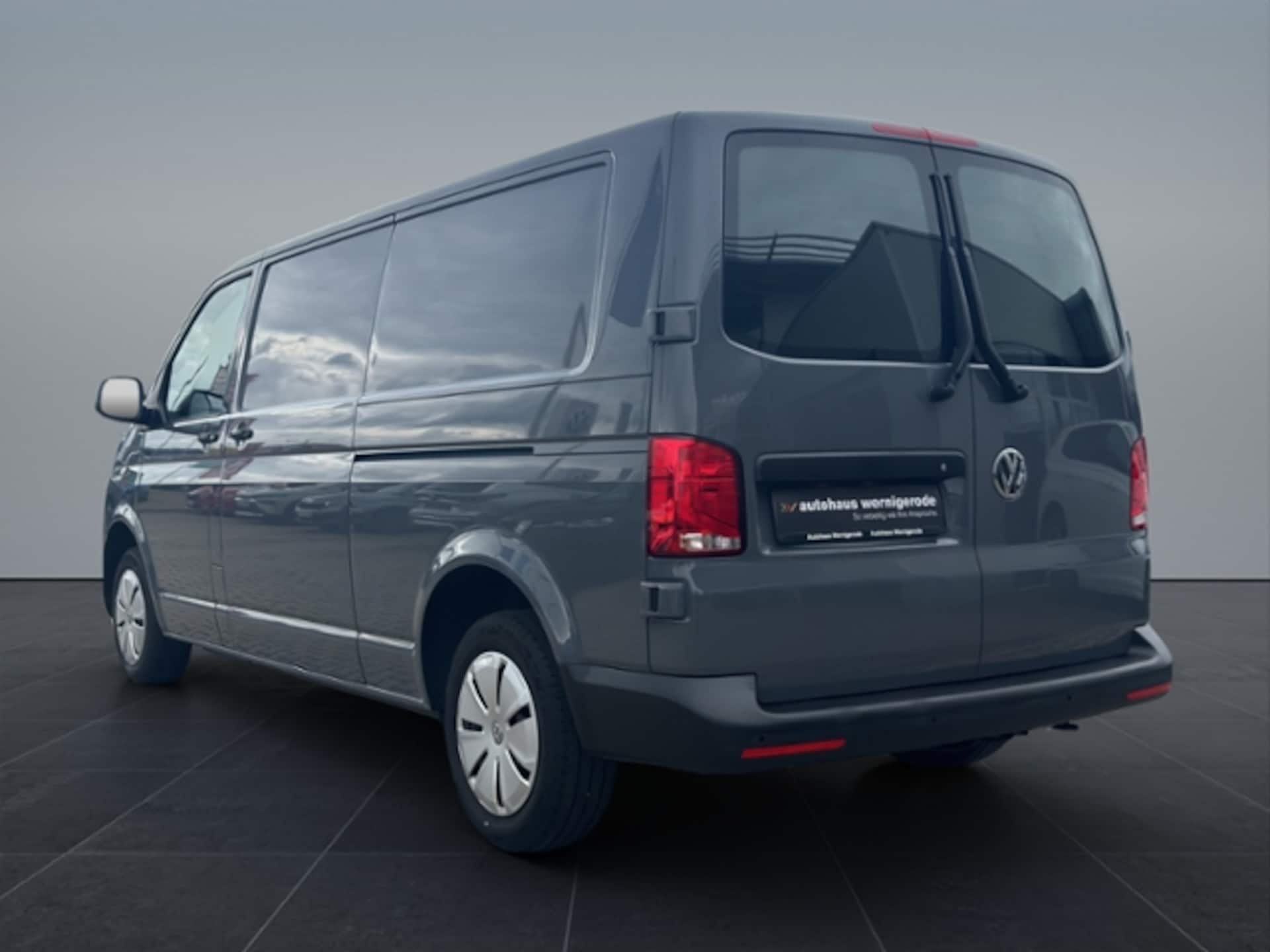 Volkswagen T6.1 Transporter Kasten langer Radstand