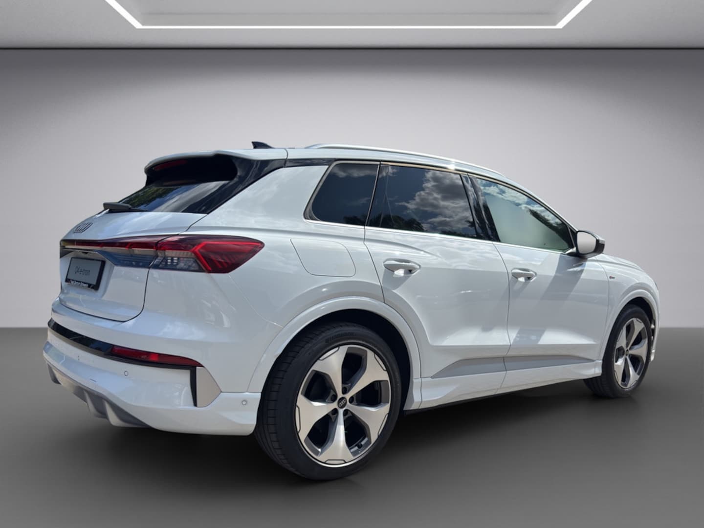 Bild über Audi Q4 SUV e-tron e-tron performance 210 kW - für weitere Informationen kontaktieren Sie den Audi Partner