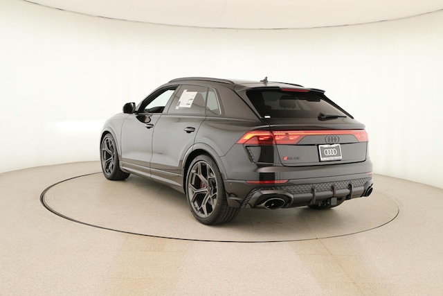 2026 Audi RS Q8 SUV performance