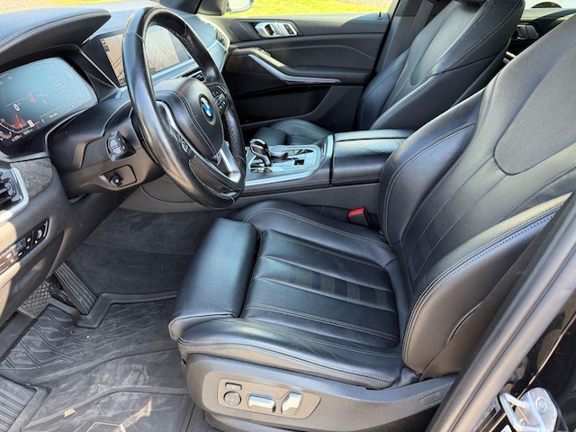 2022 BMW X5