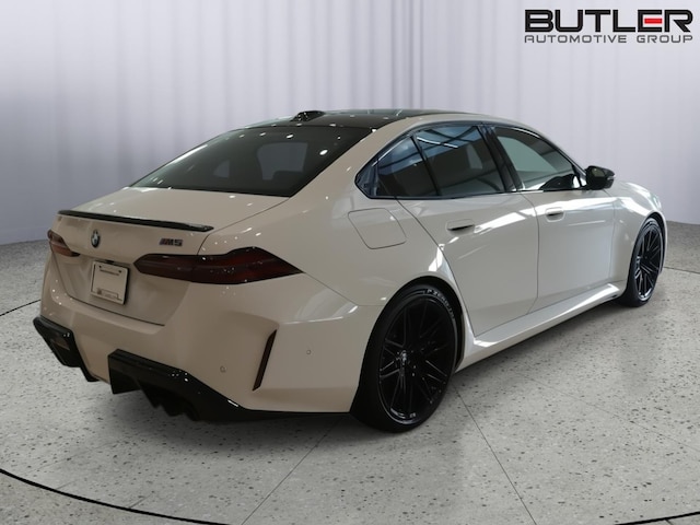 2026 BMW M5