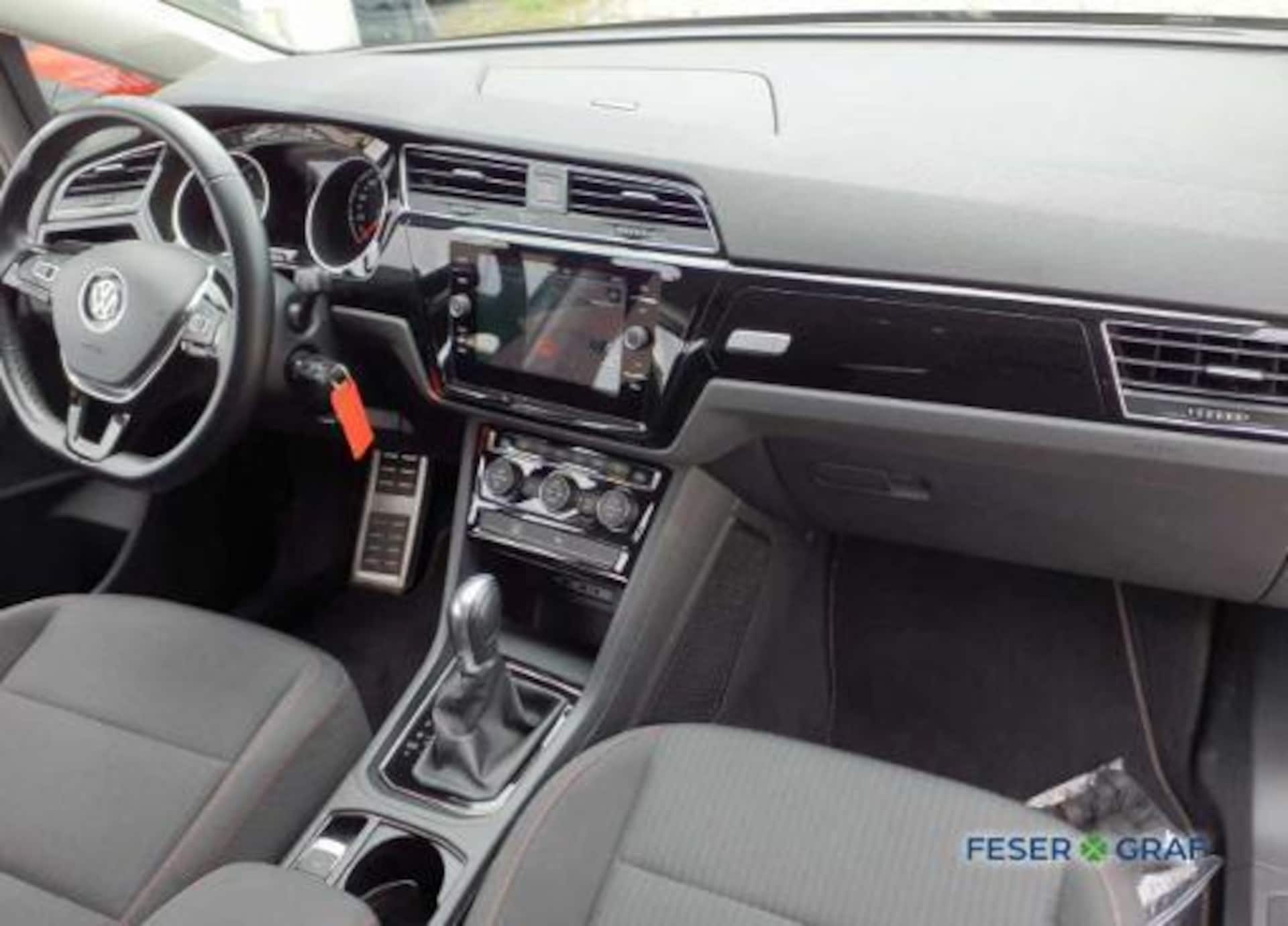 Volkswagen Touran SOUND