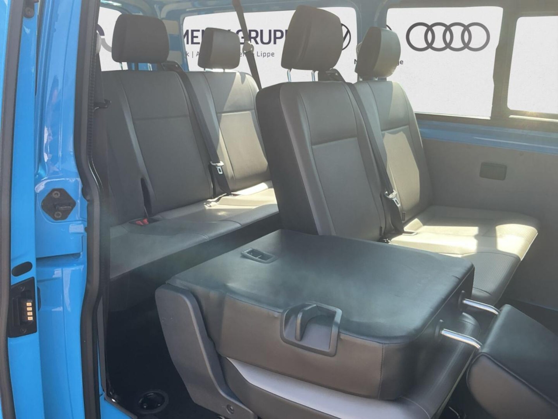Volkswagen T6.1 Transporter Kombi langer Radstand