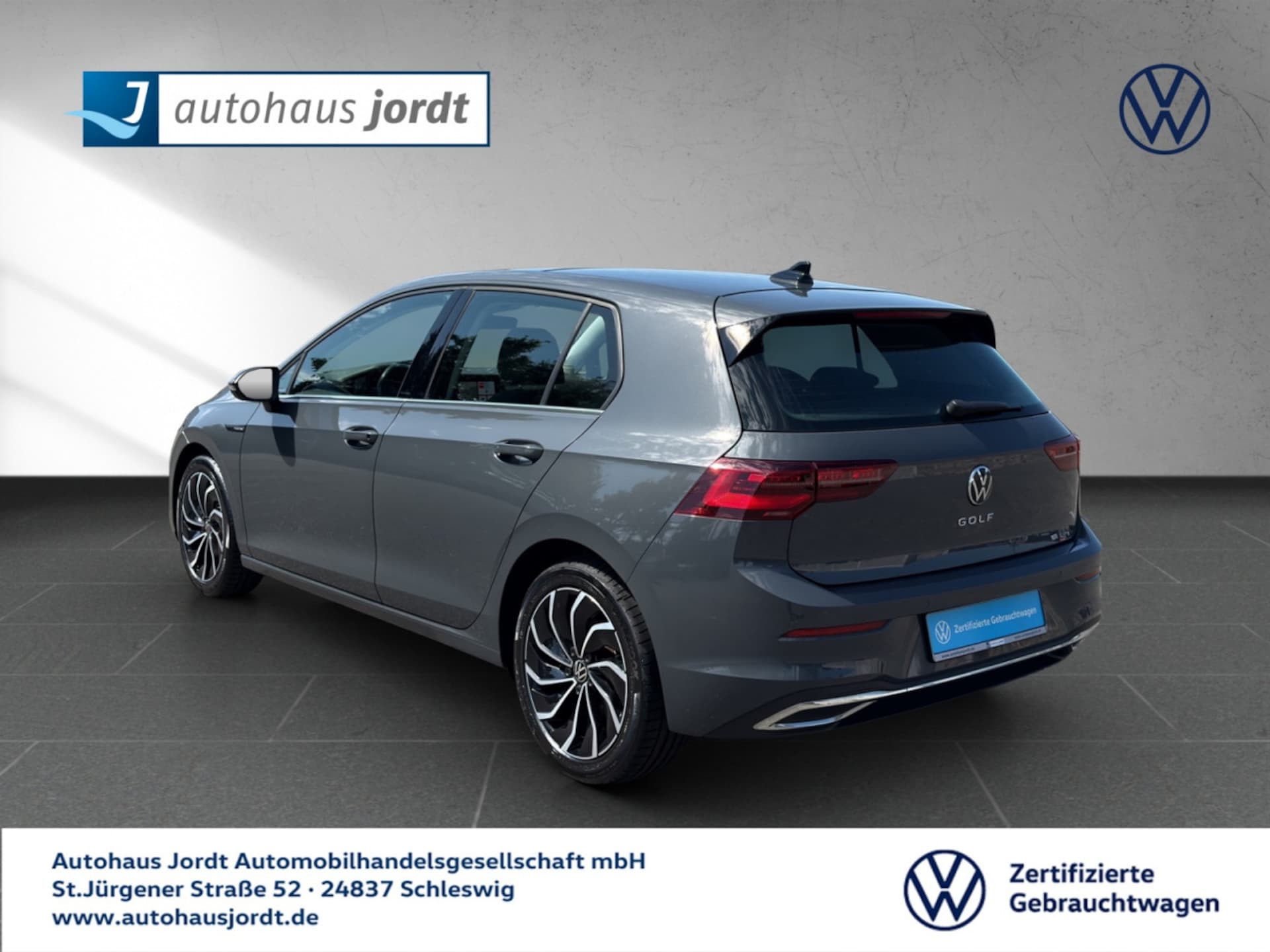 Volkswagen Golf Style