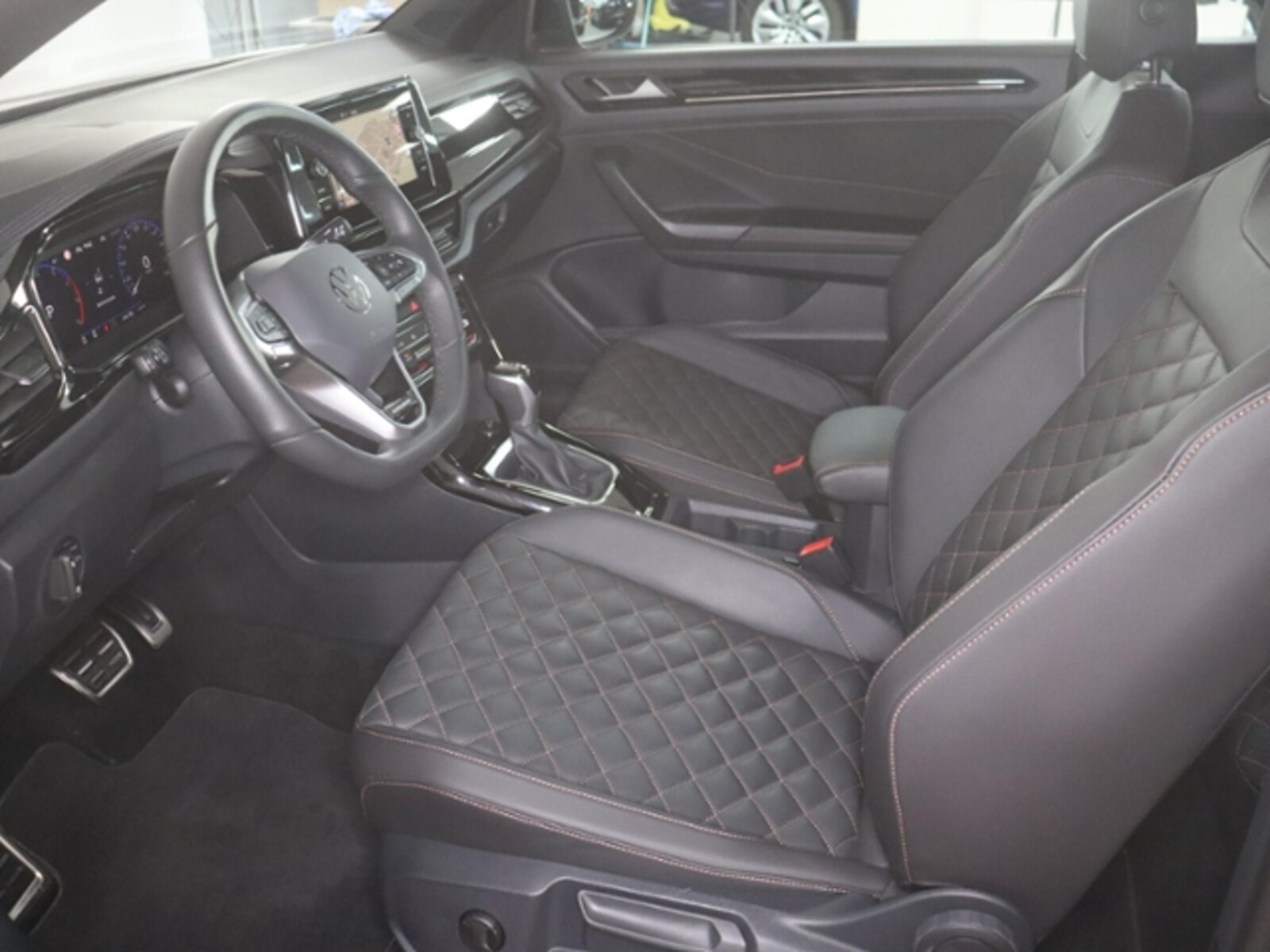 Volkswagen T-Roc Cabriolet – Bild 8