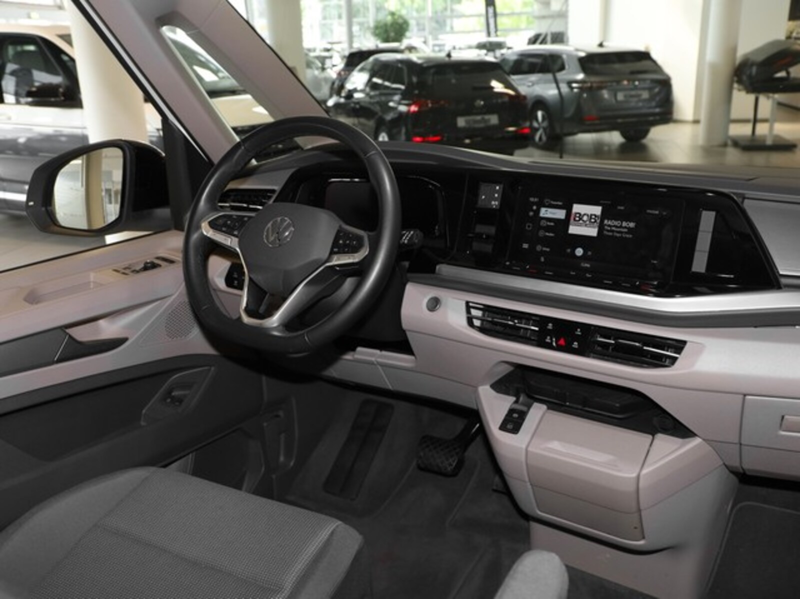 Volkswagen Multivan Langversion – Bild 6