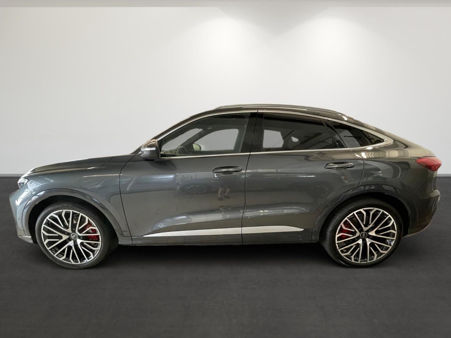 Bild über Audi SQ5 Sportback TFSI 270 kW S tronic - für weitere Informationen kontaktieren Sie den Audi Partner