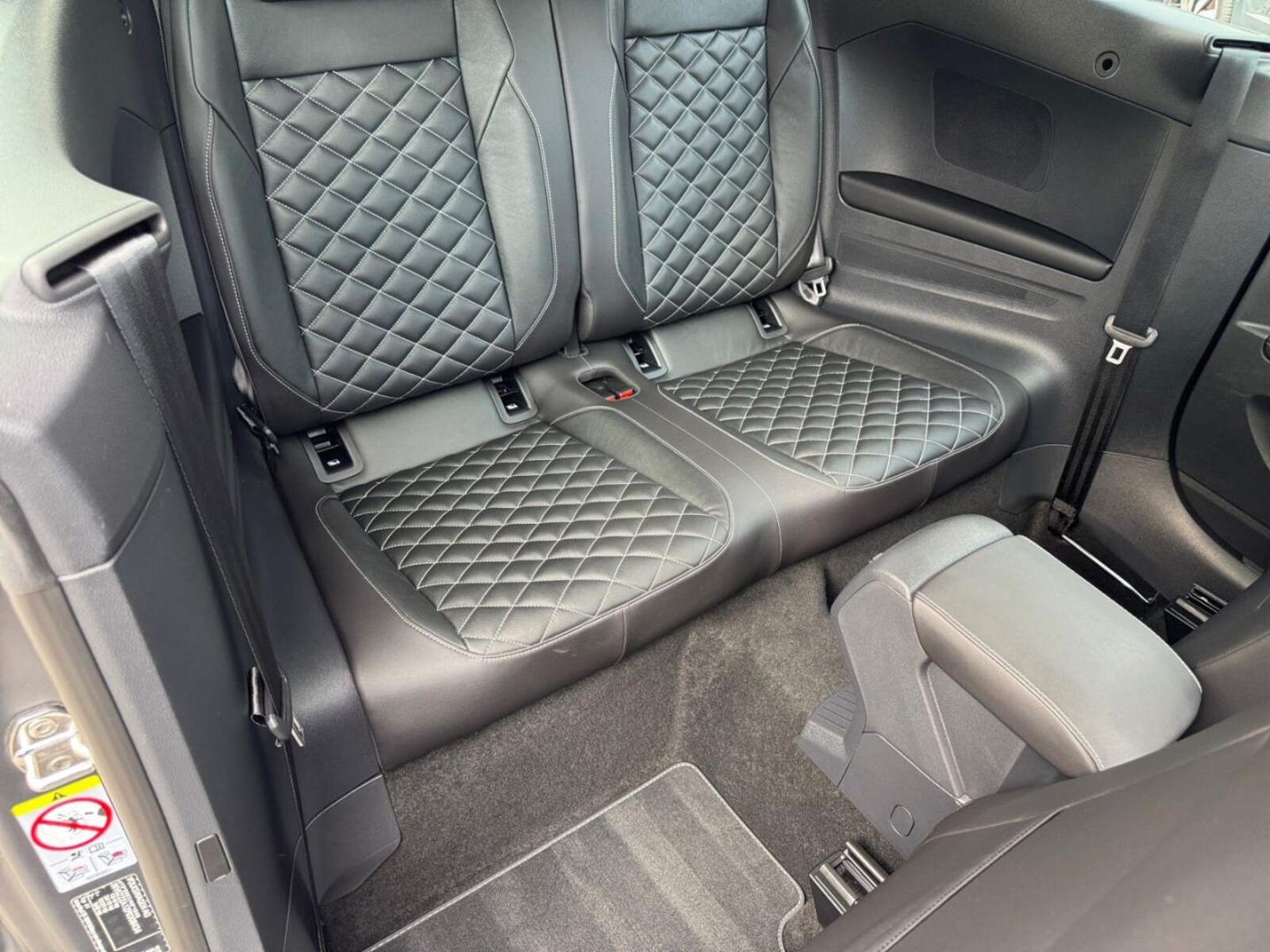 Volkswagen T-Roc Cabriolet – Bild 12