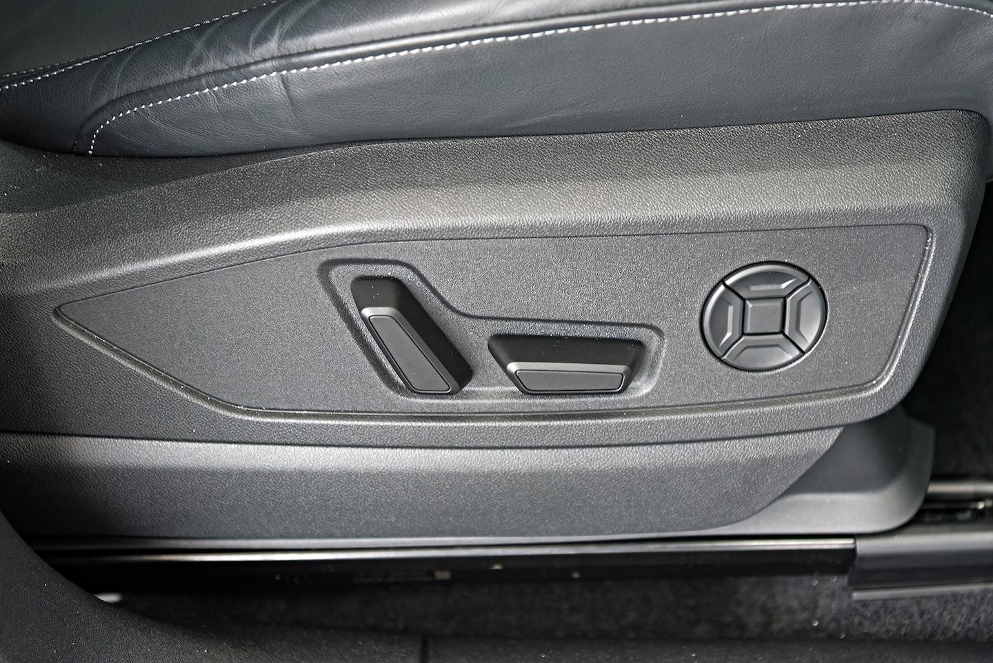 Image about Audi SQ5 SUV TFSI 270 kW edition one