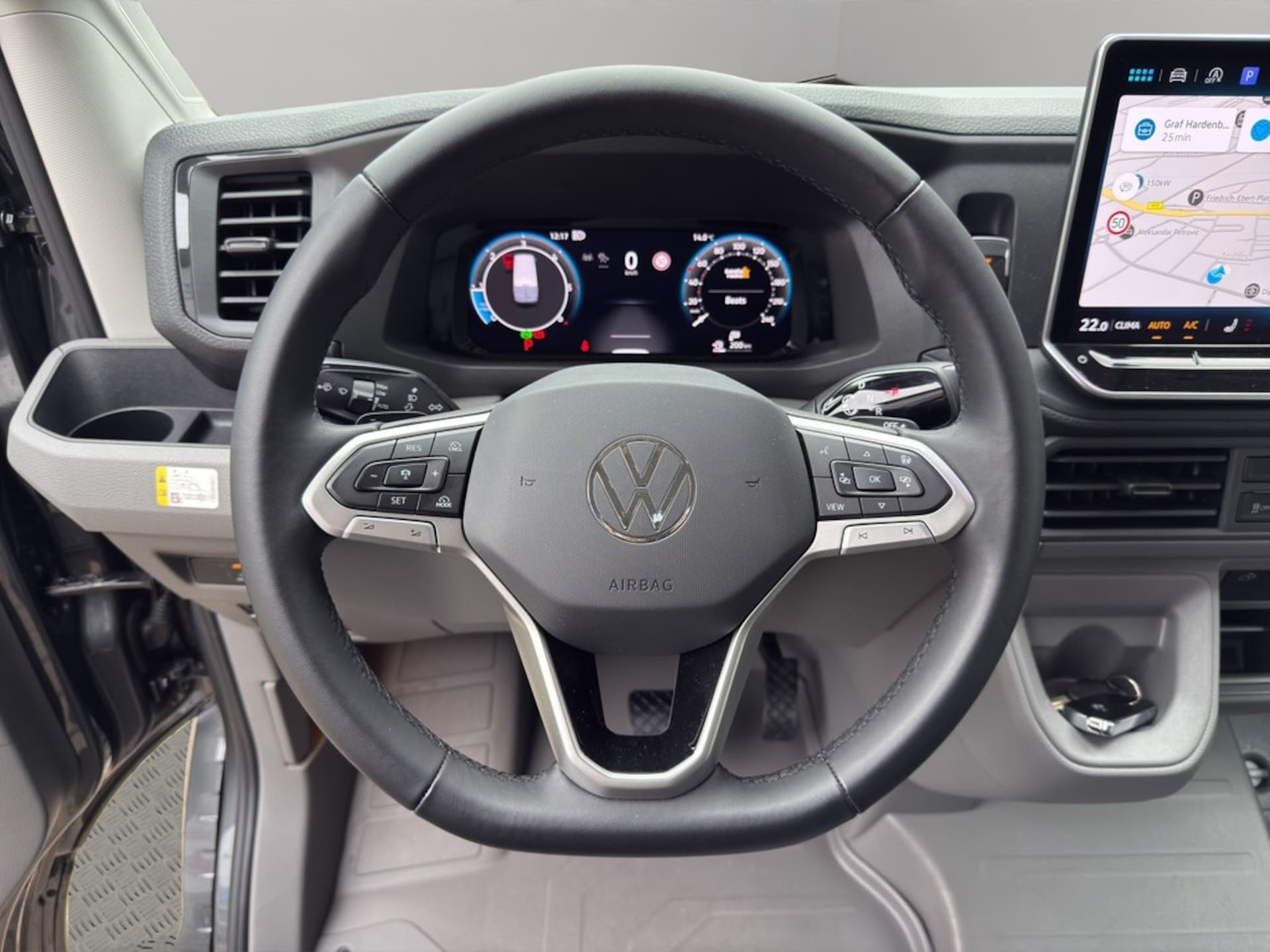 Volkswagen Grand California 680