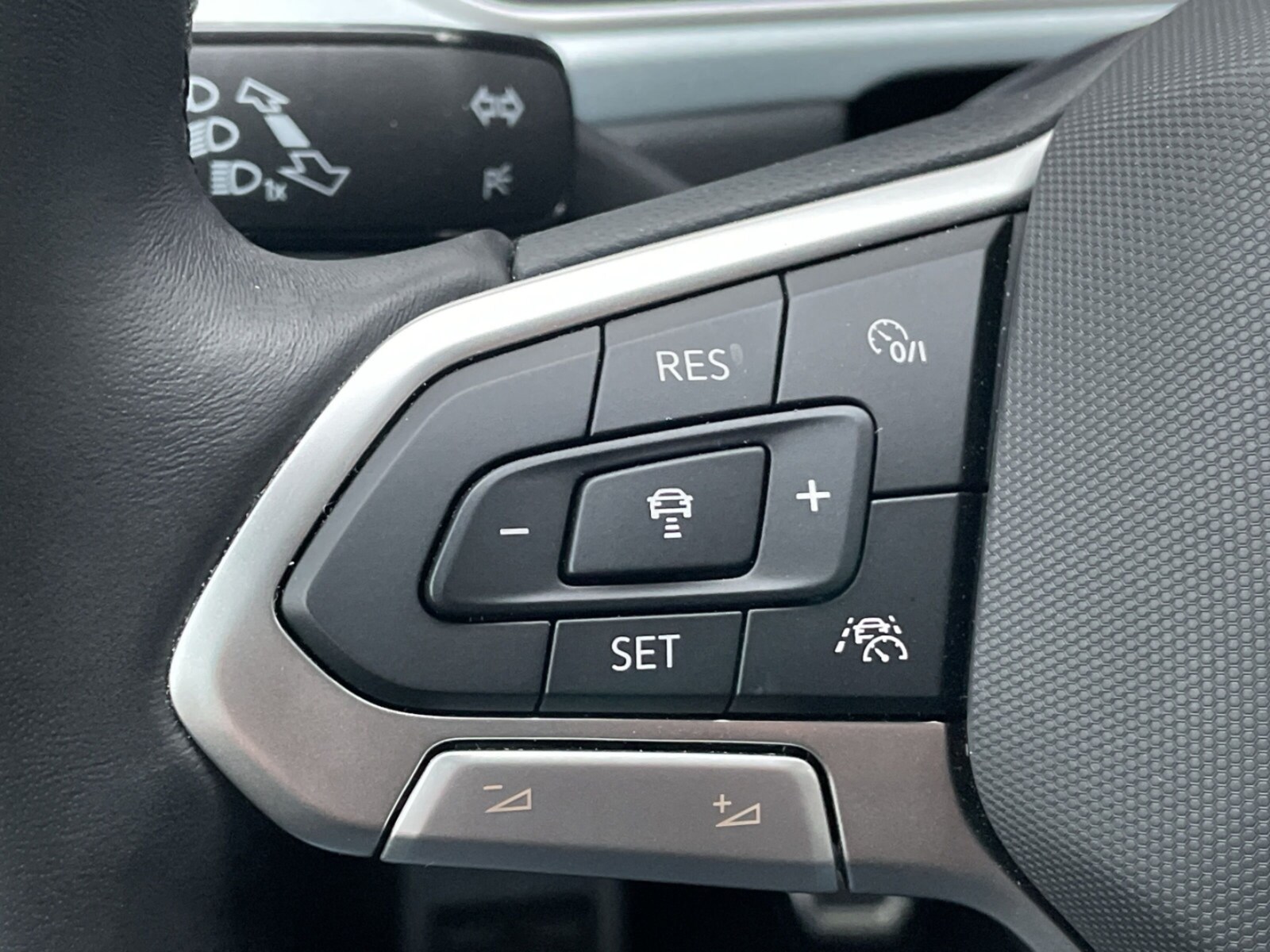 Volkswagen T-Roc – Bild 13