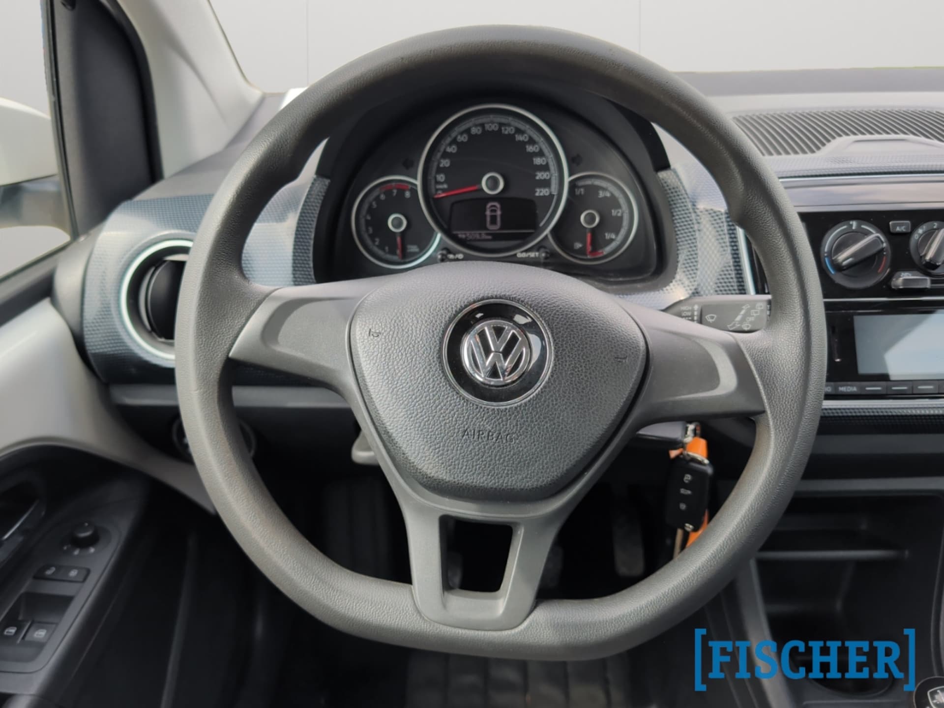 Volkswagen up! move up!