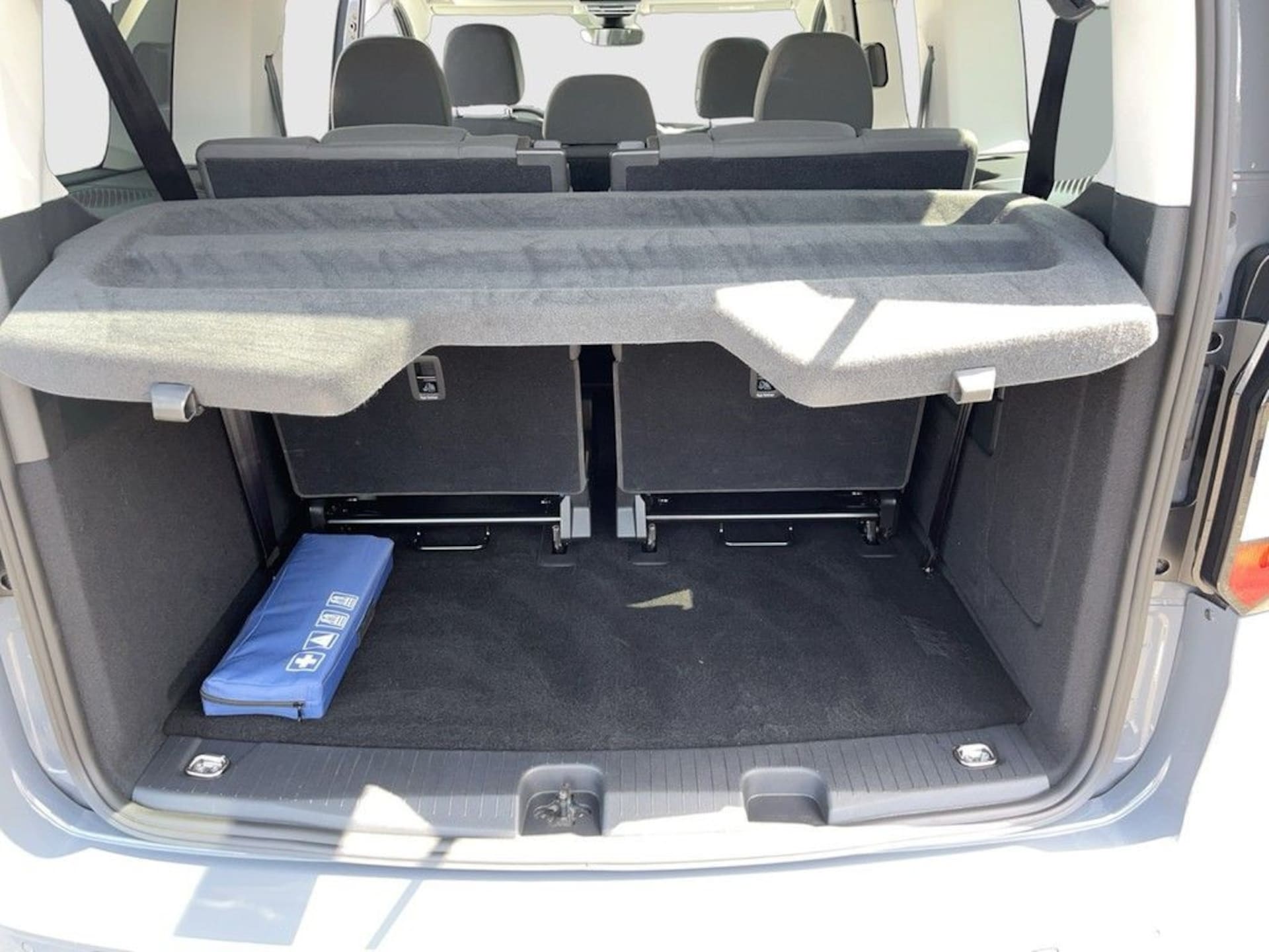 Volkswagen Caddy Maxi Basis-Modell