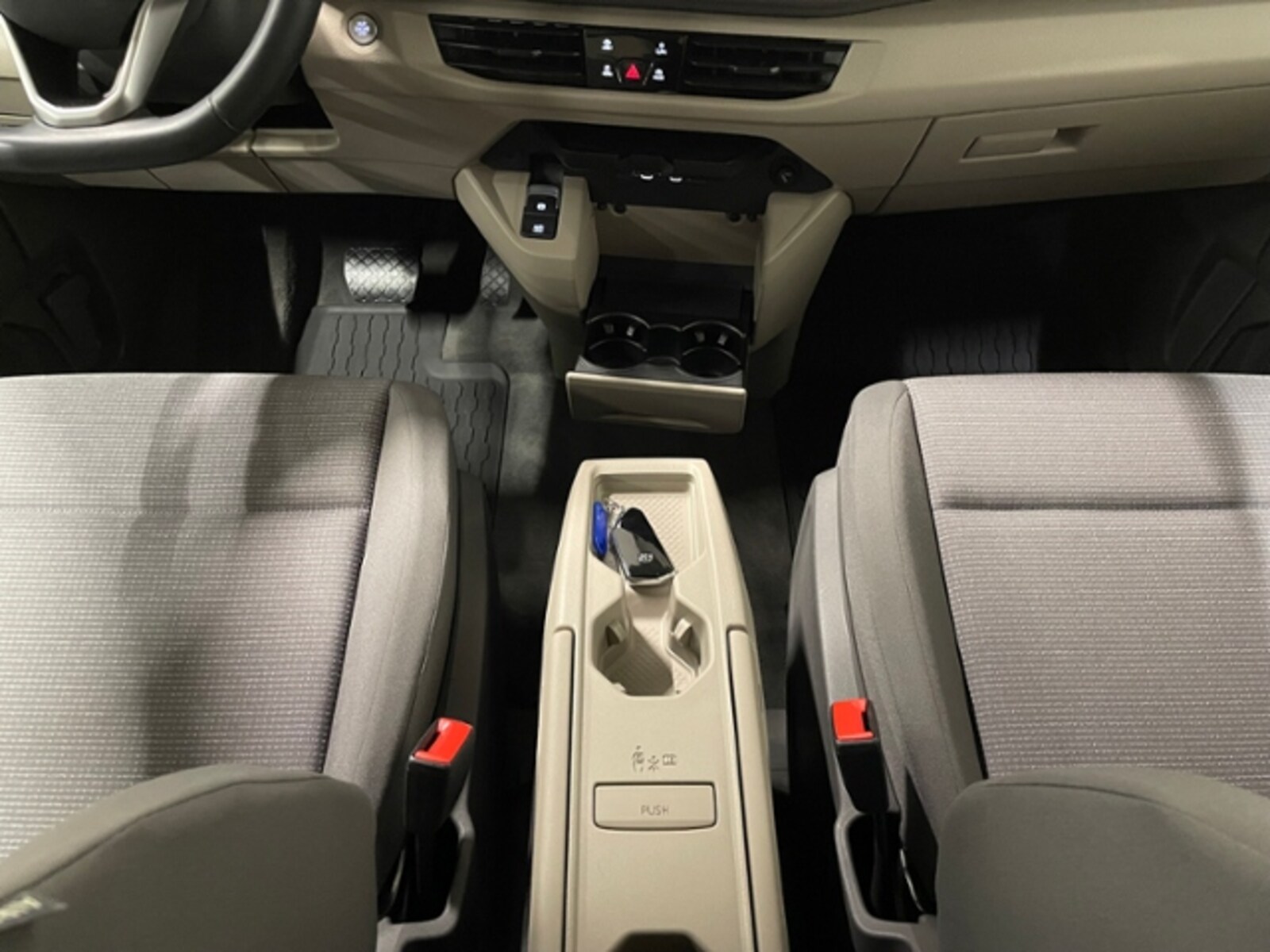 Volkswagen Multivan – Bild 21