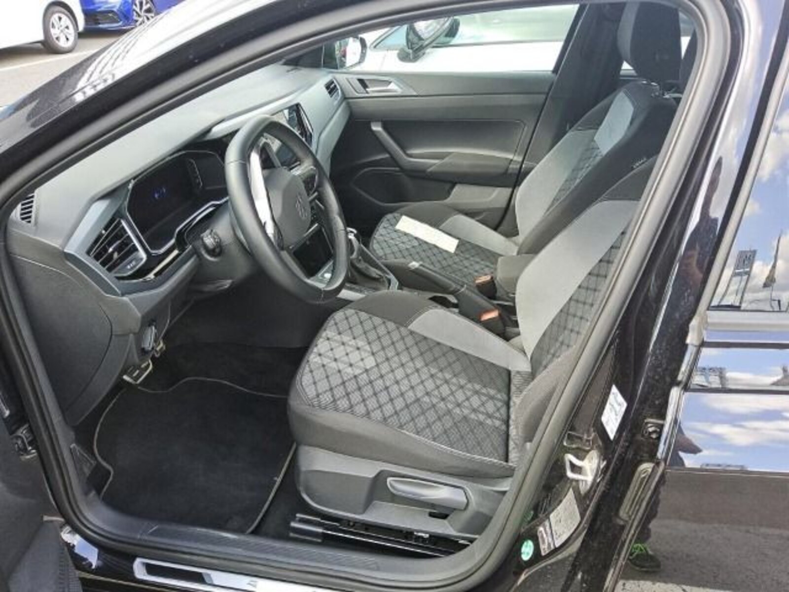 Volkswagen Polo – Bild 7