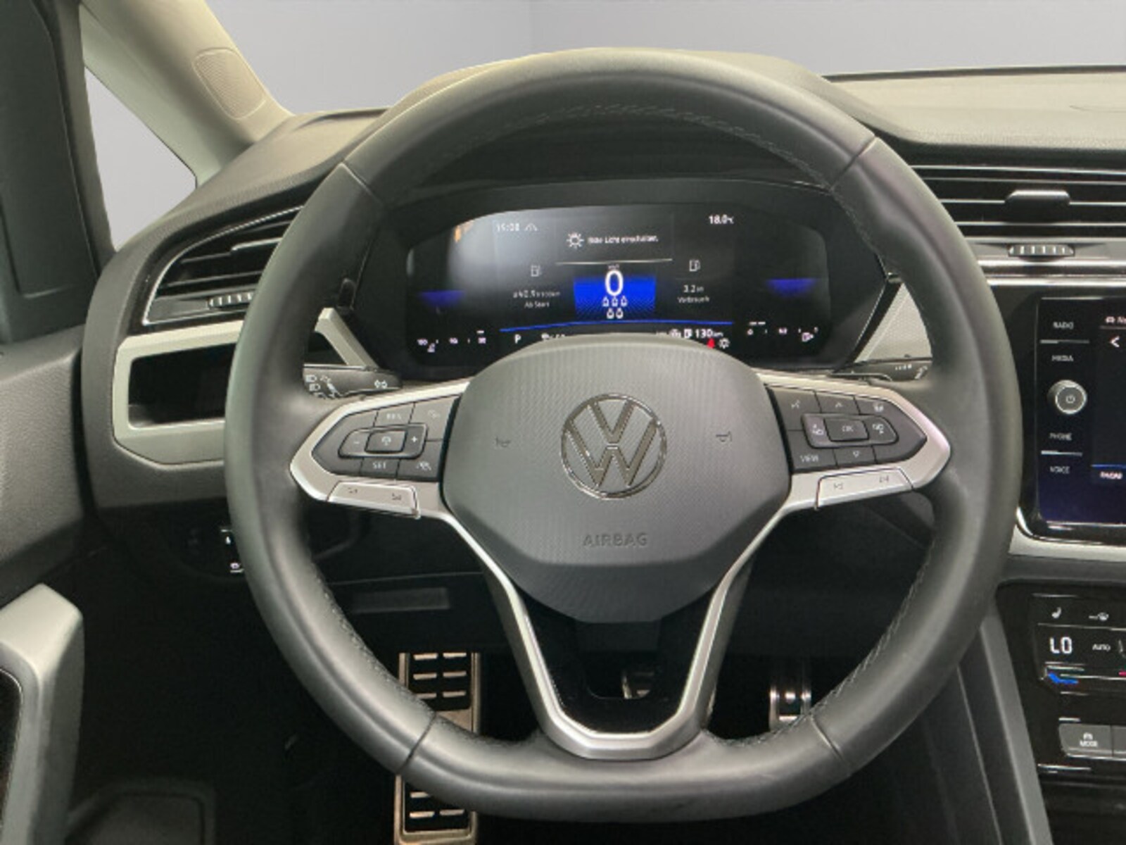 Volkswagen Touran – Bild 12