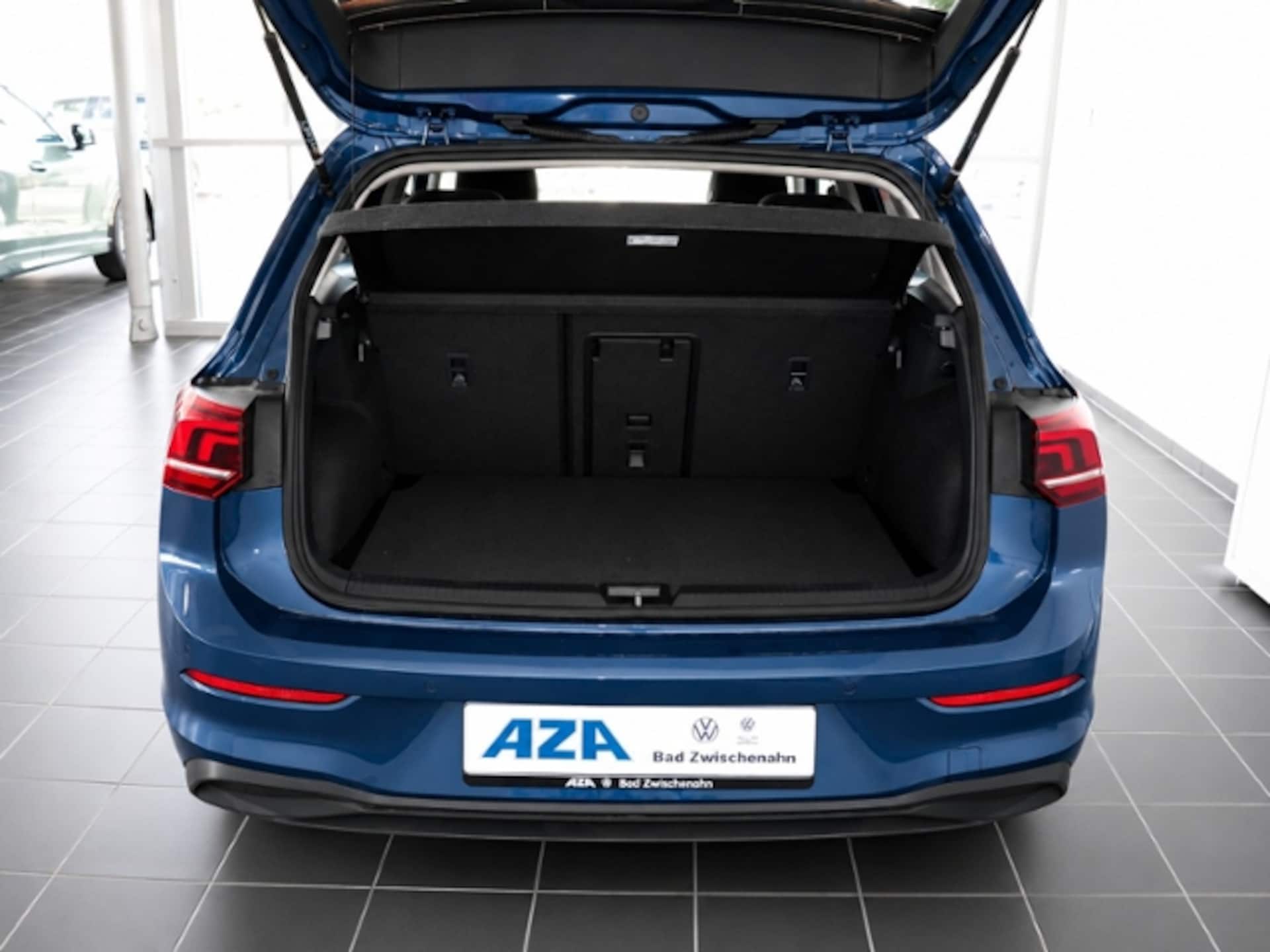 Volkswagen Golf Life