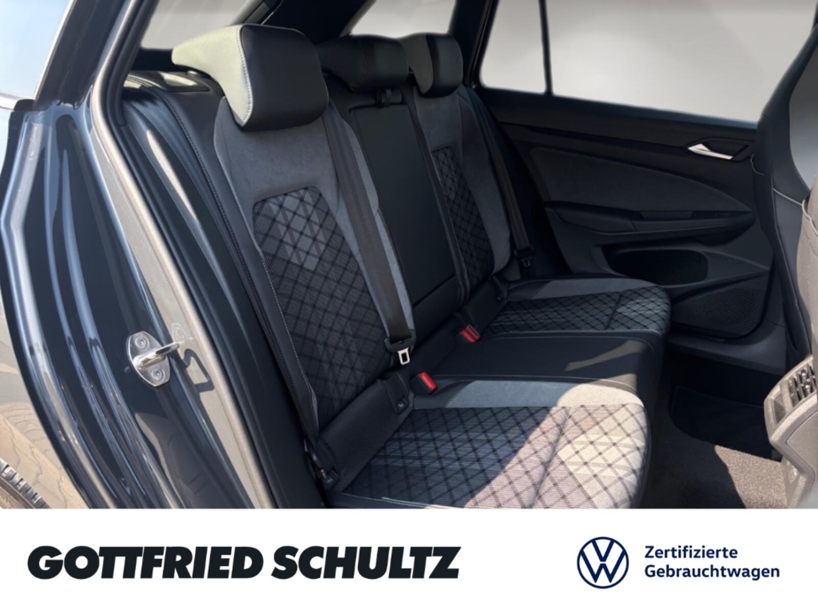 Volkswagen Golf Variant – Bild 8
