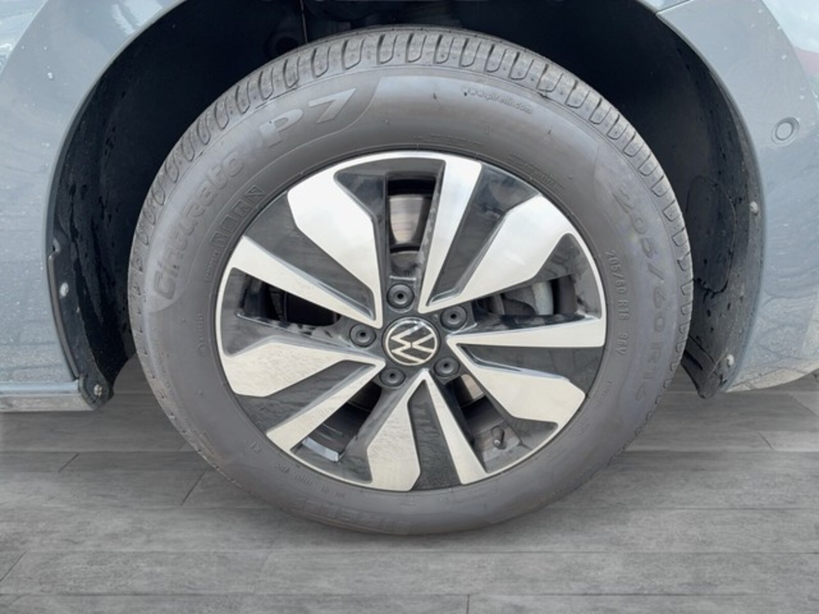 Volkswagen Touran – Bild 6