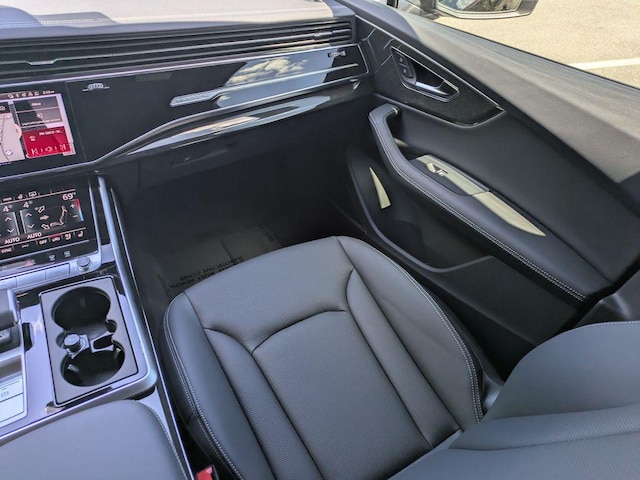 2026 Audi Q7 Premium Plus - Photo 30