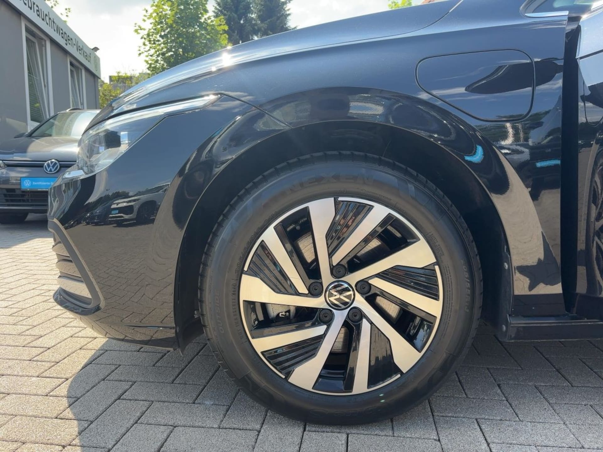 Volkswagen Golf Style