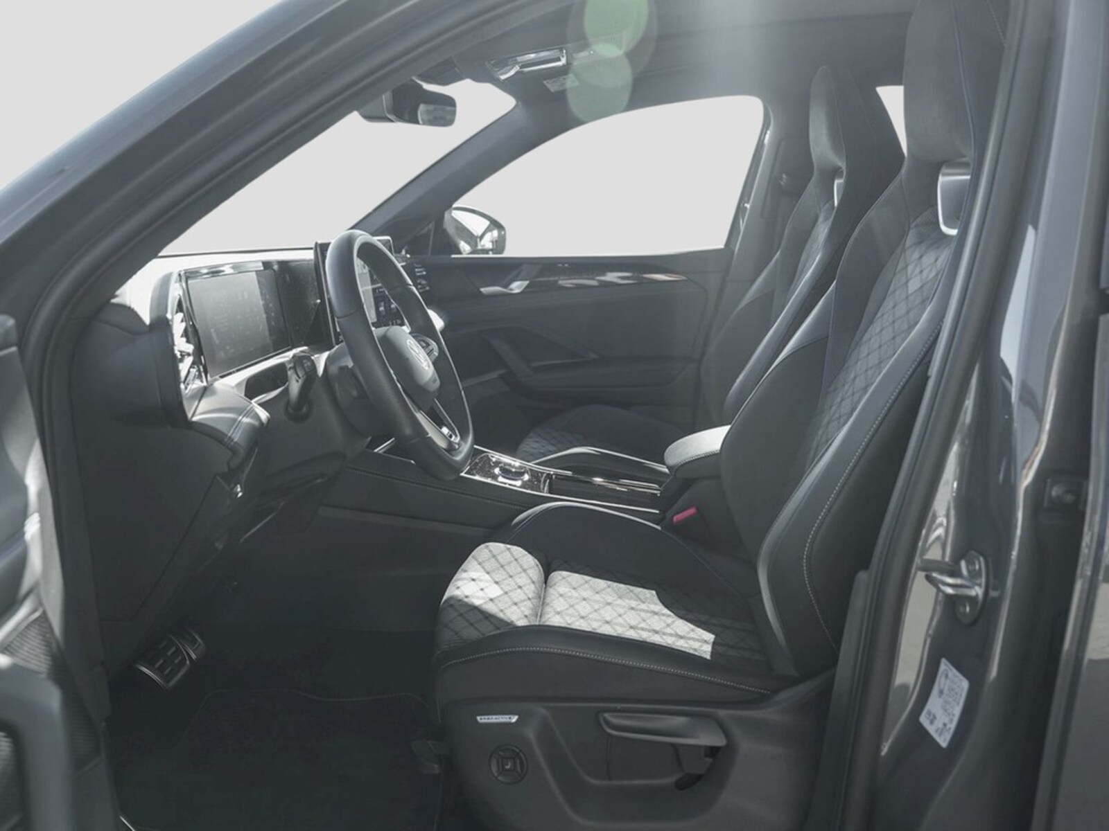 Volkswagen Tiguan – Bild 15