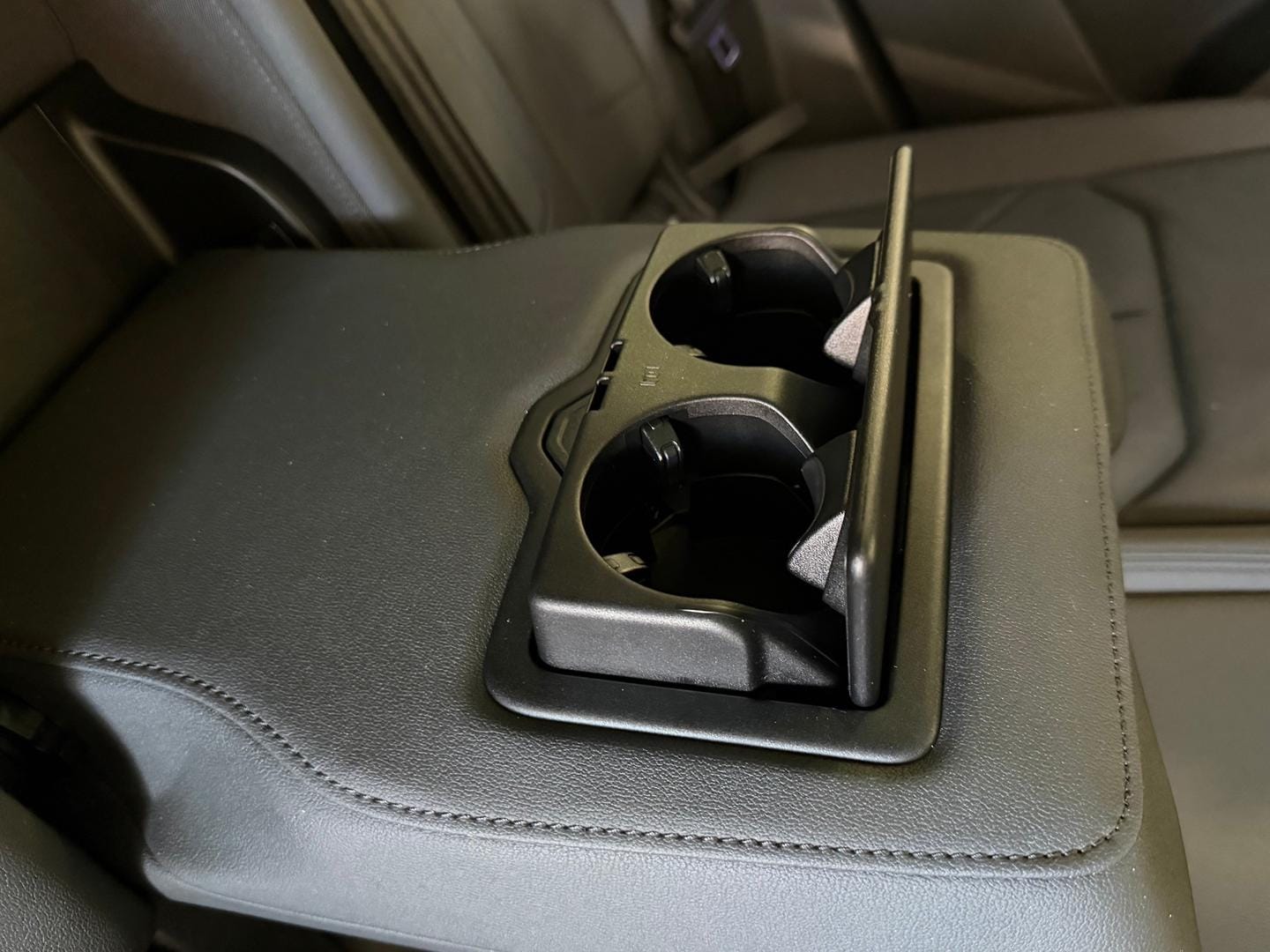 Image about Audi Q3 35 TFSI S tronic