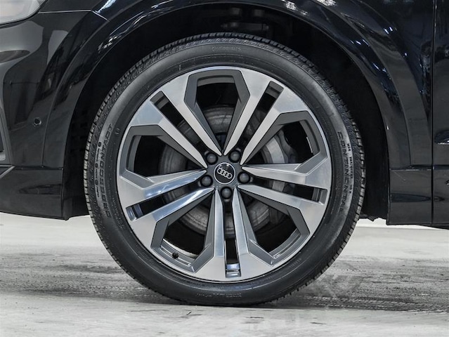2023 Audi Q8