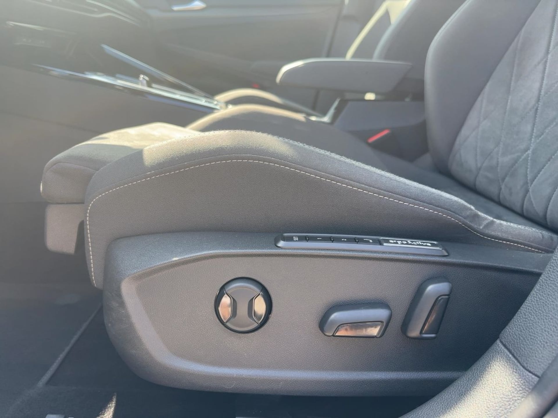 Volkswagen Golf Style