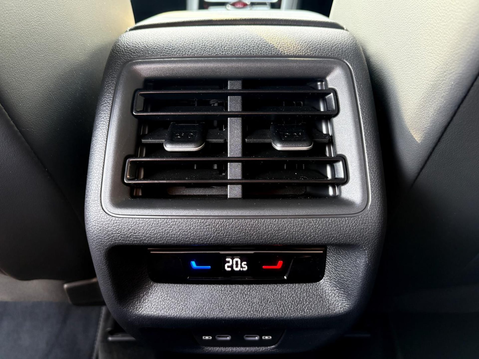 Volkswagen Tayron R-Line Plus