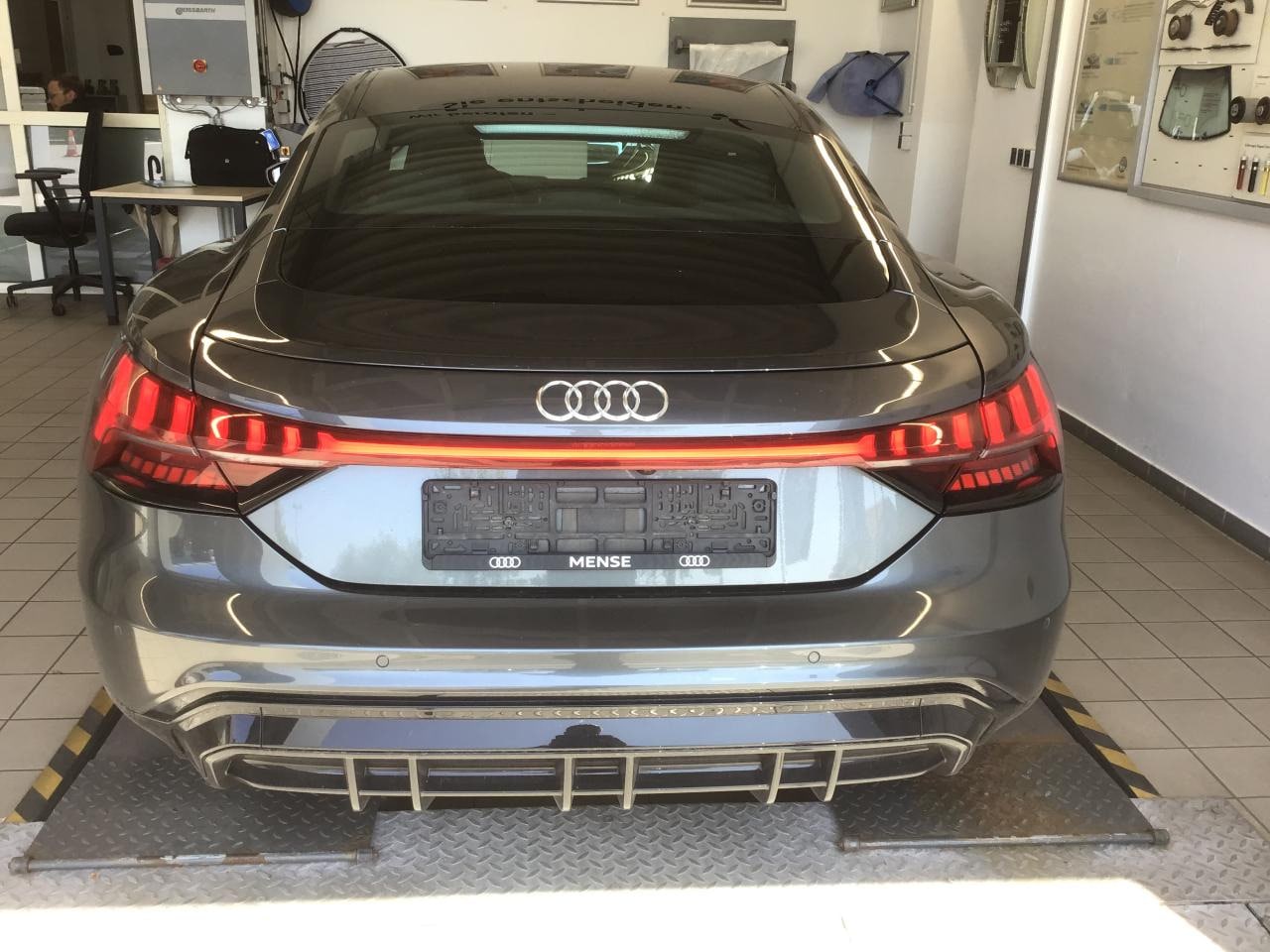 Image about Audi e-tron GT e-tron quattro