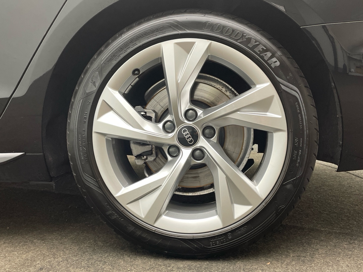 Image about Audi A4 Avant S line 35 TFSI S tronic