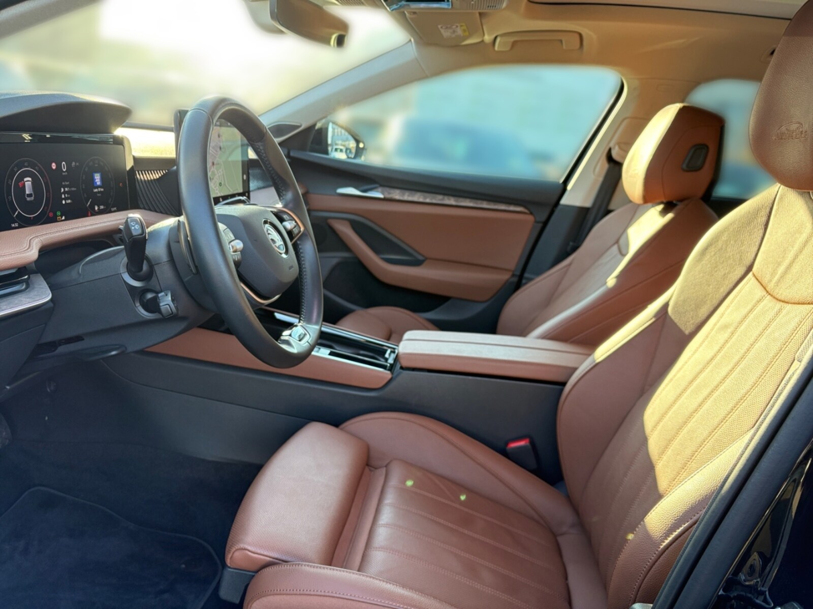 Škoda Superb Combi – Bild 6