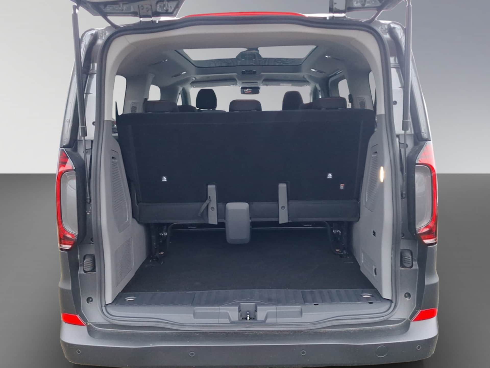 Volkswagen e-Caravelle Life