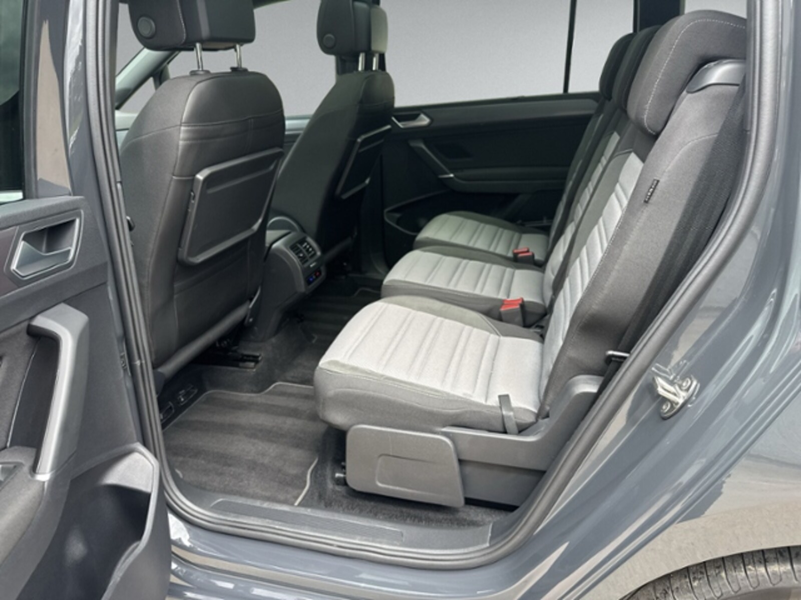 Volkswagen Touran – Bild 10