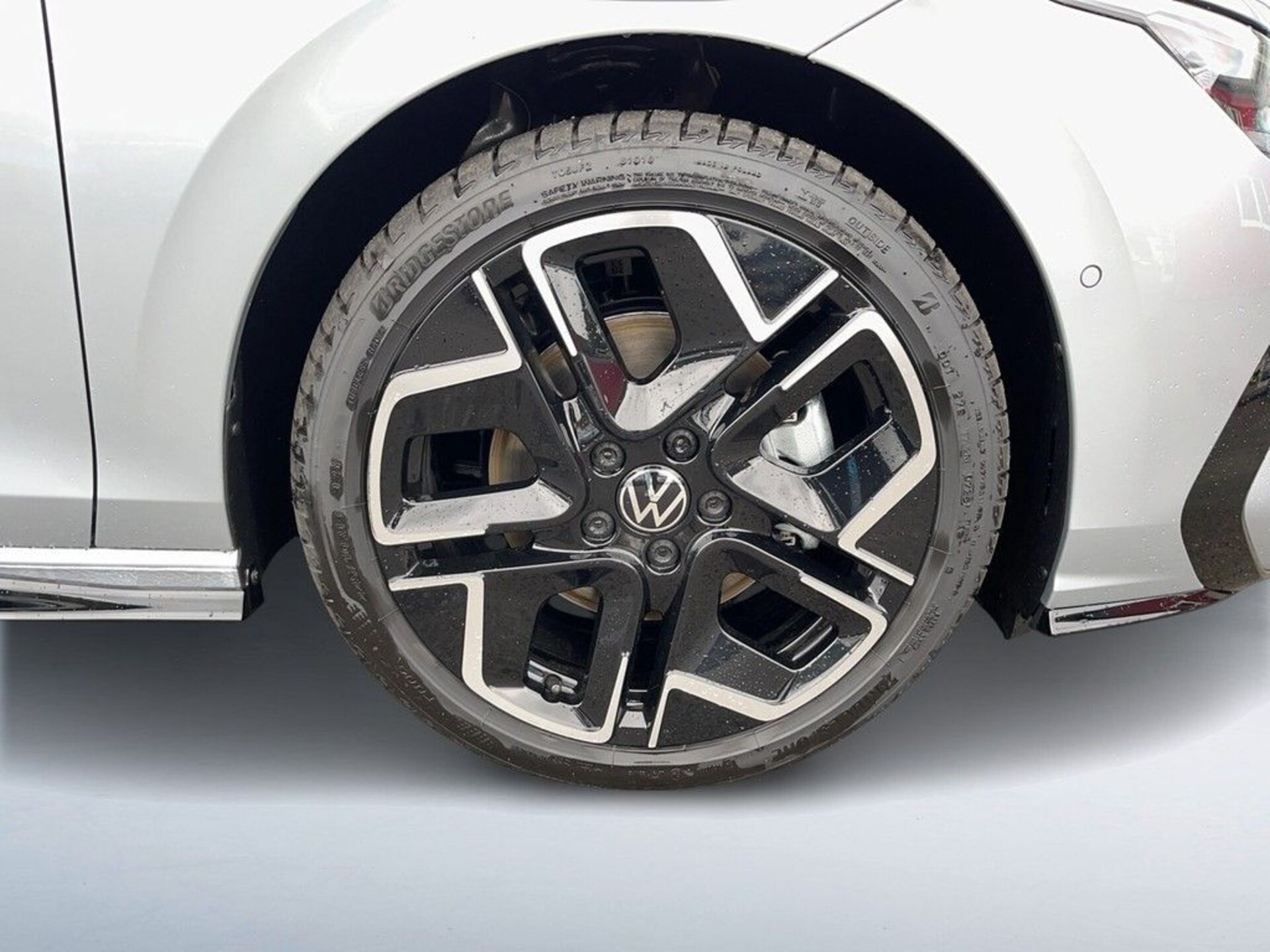 Volkswagen Golf Variant R-Line