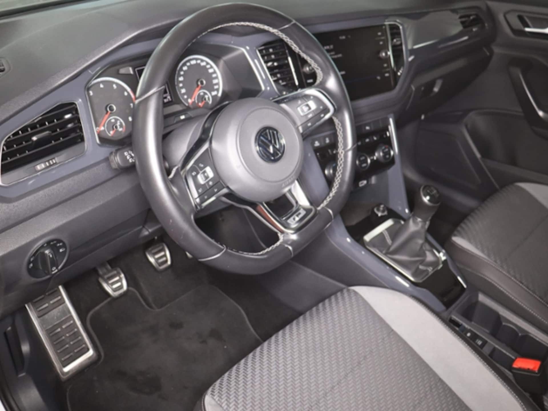 Volkswagen T-Roc Sport