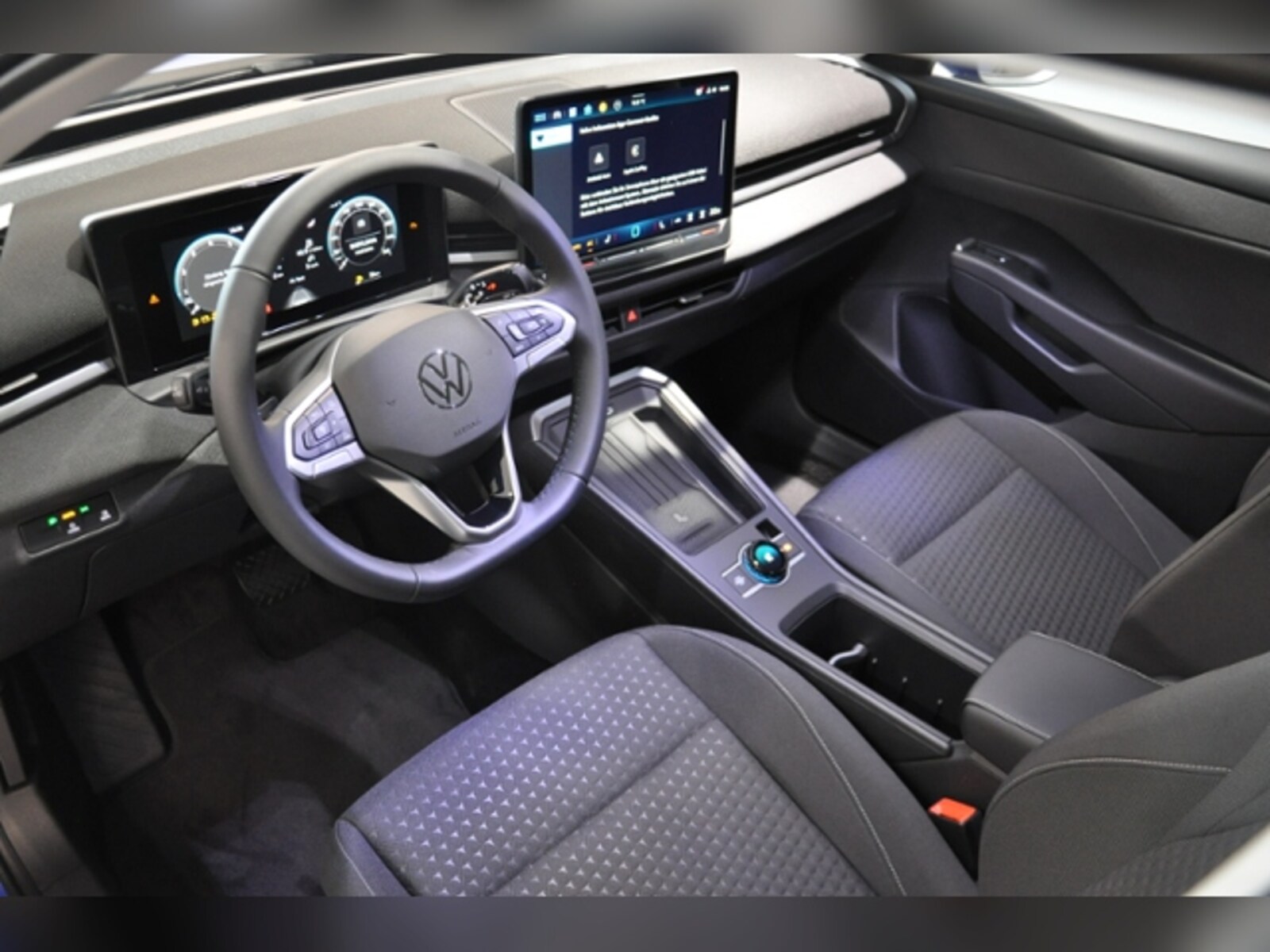 Volkswagen T-Roc – Bild 12