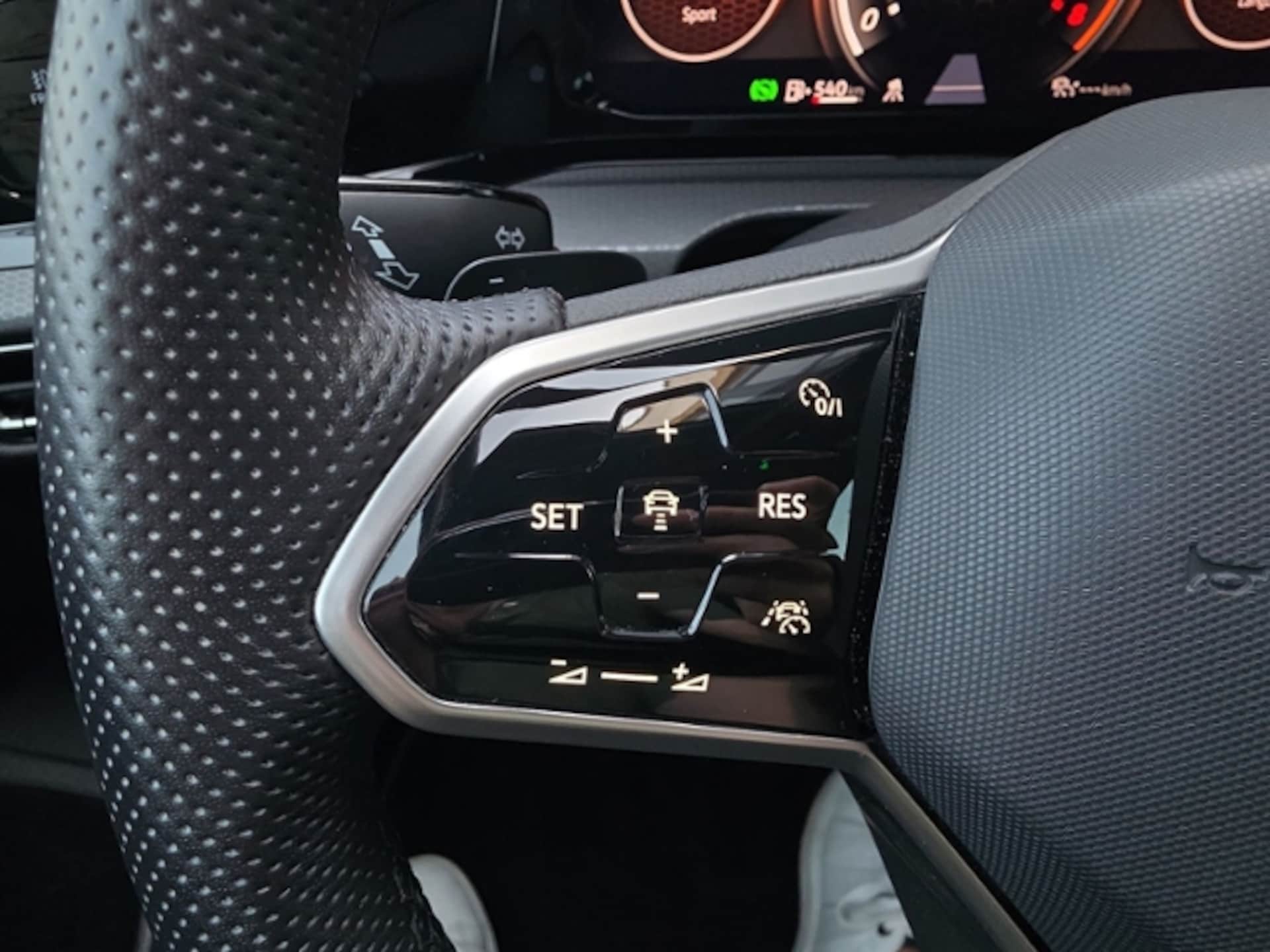 Volkswagen Golf GTI