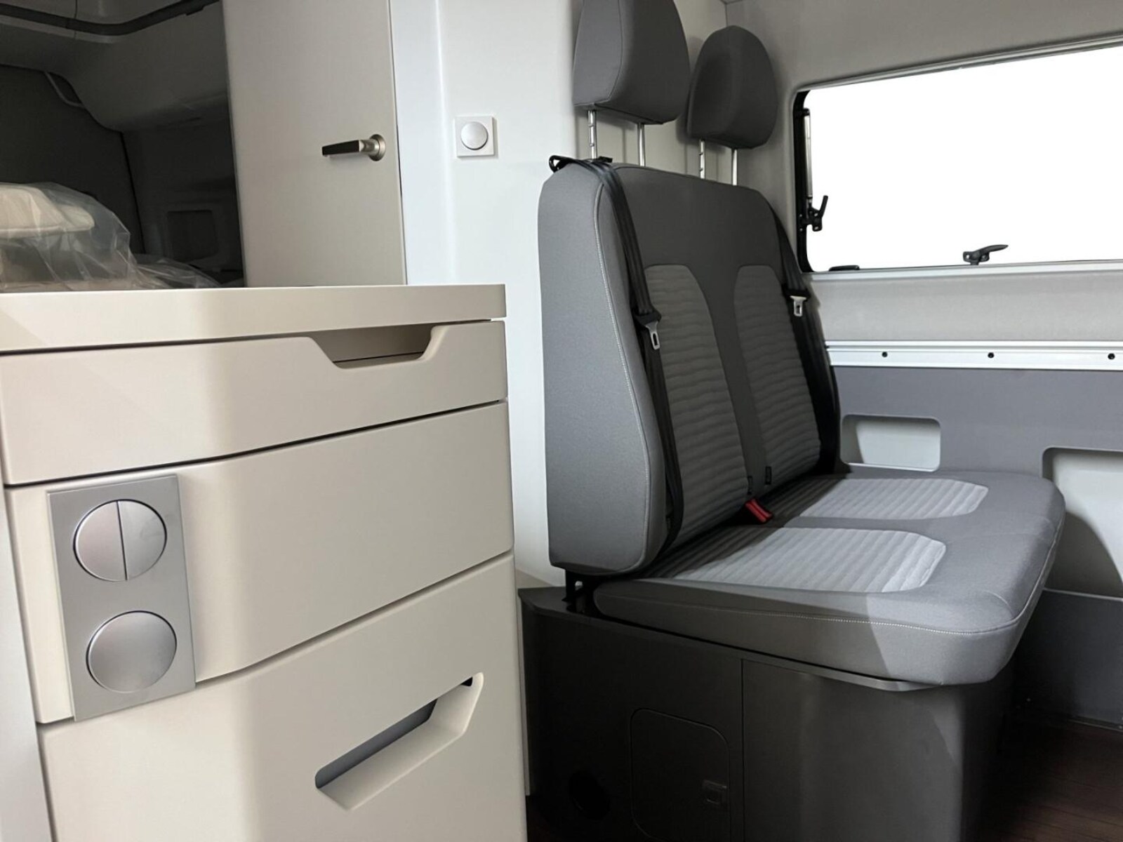 Volkswagen Grand California 600 – Bild 10