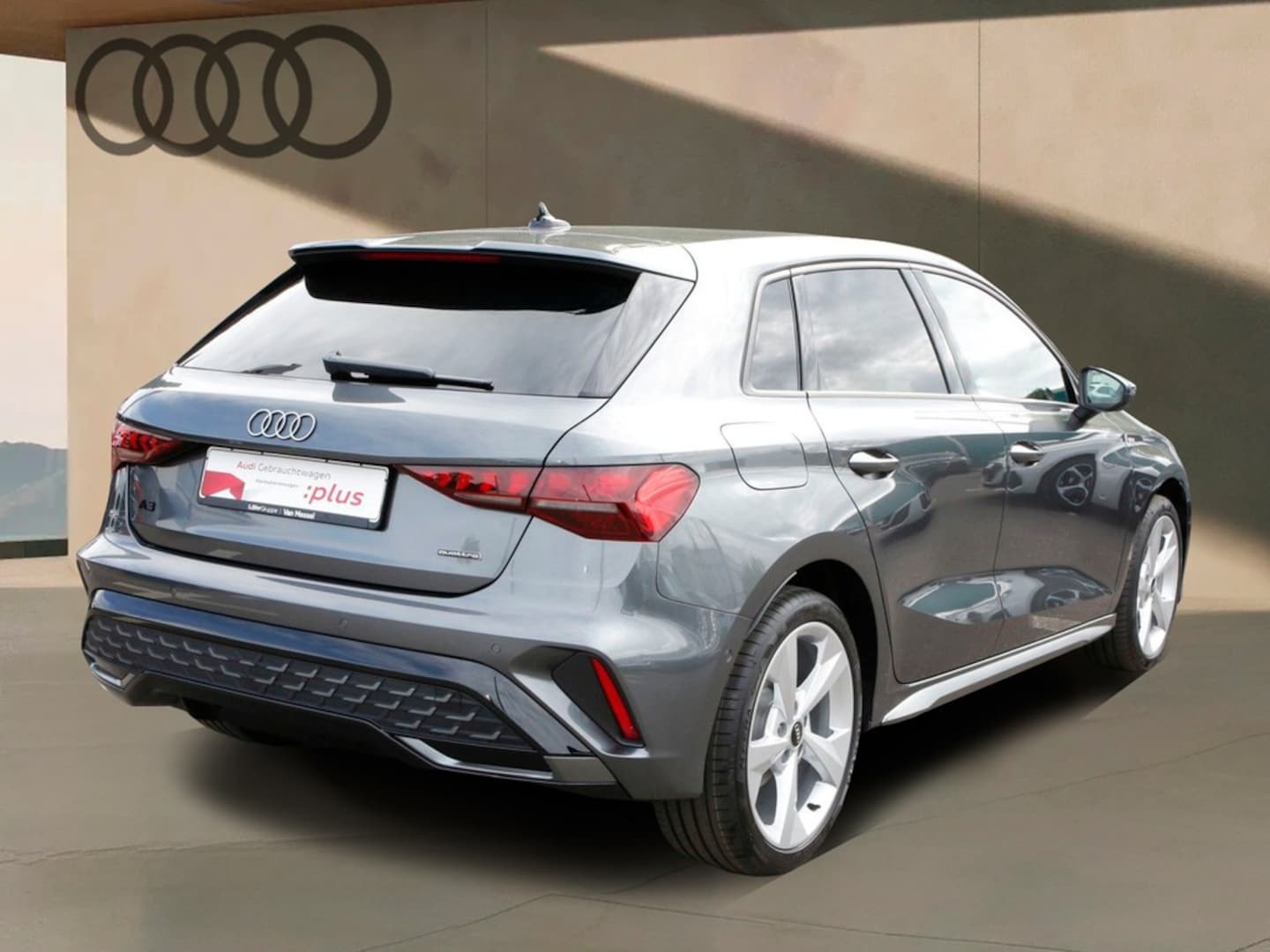 Bild über Audi A3 Sportback S line TFSI quattro 150 kW S tronic - für weitere Informationen kontaktieren Sie den Audi Partner