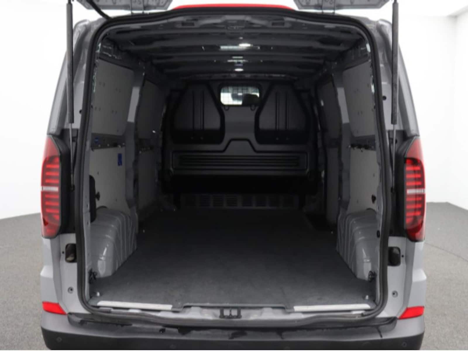 Volkswagen Transporter Kasten langer Radstand – Bild 6