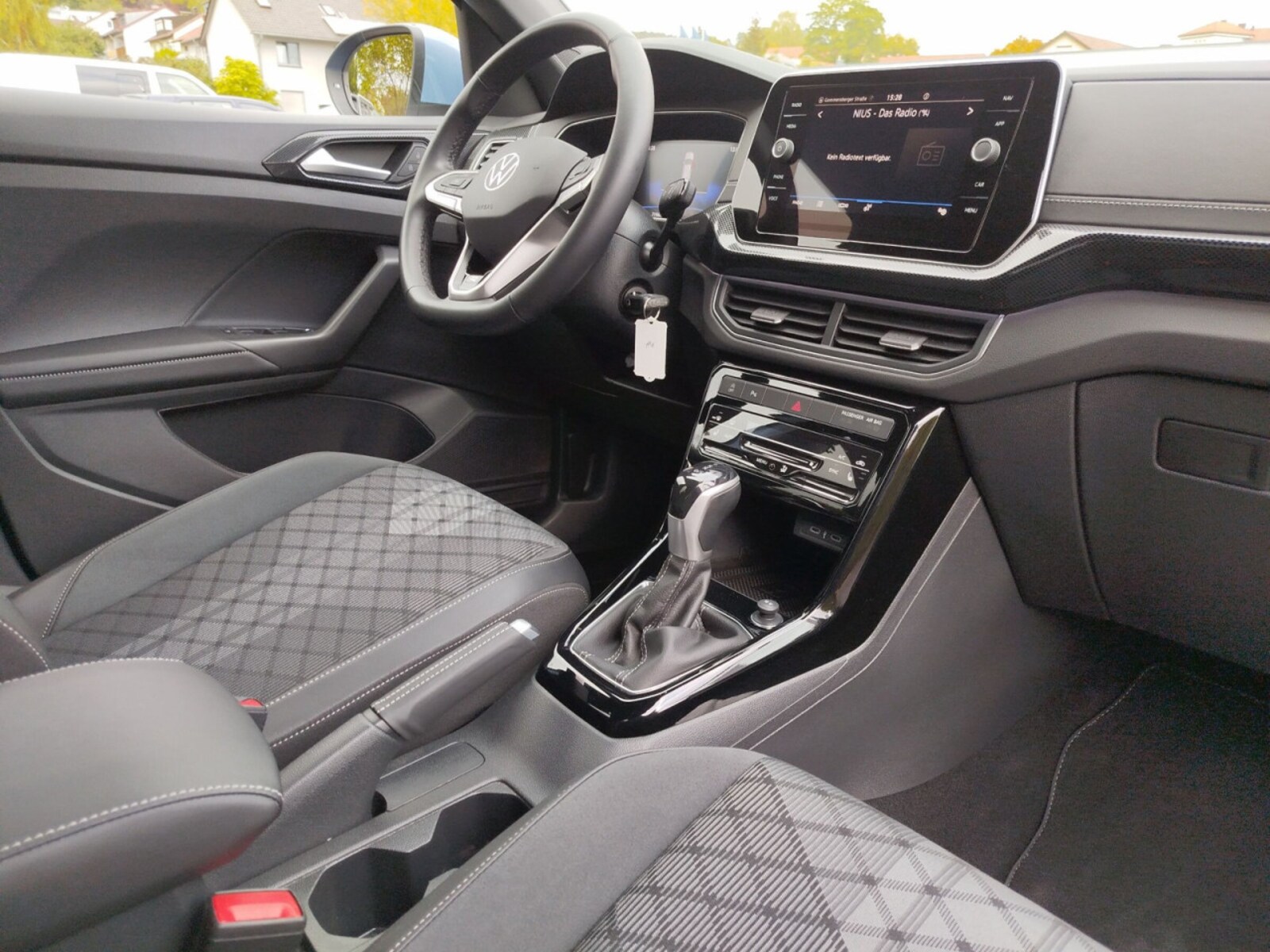 Volkswagen T-Cross – Bild 12