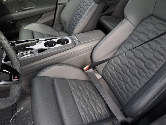 2026 Audi RS e-tron GT Performance Base - Photo 17