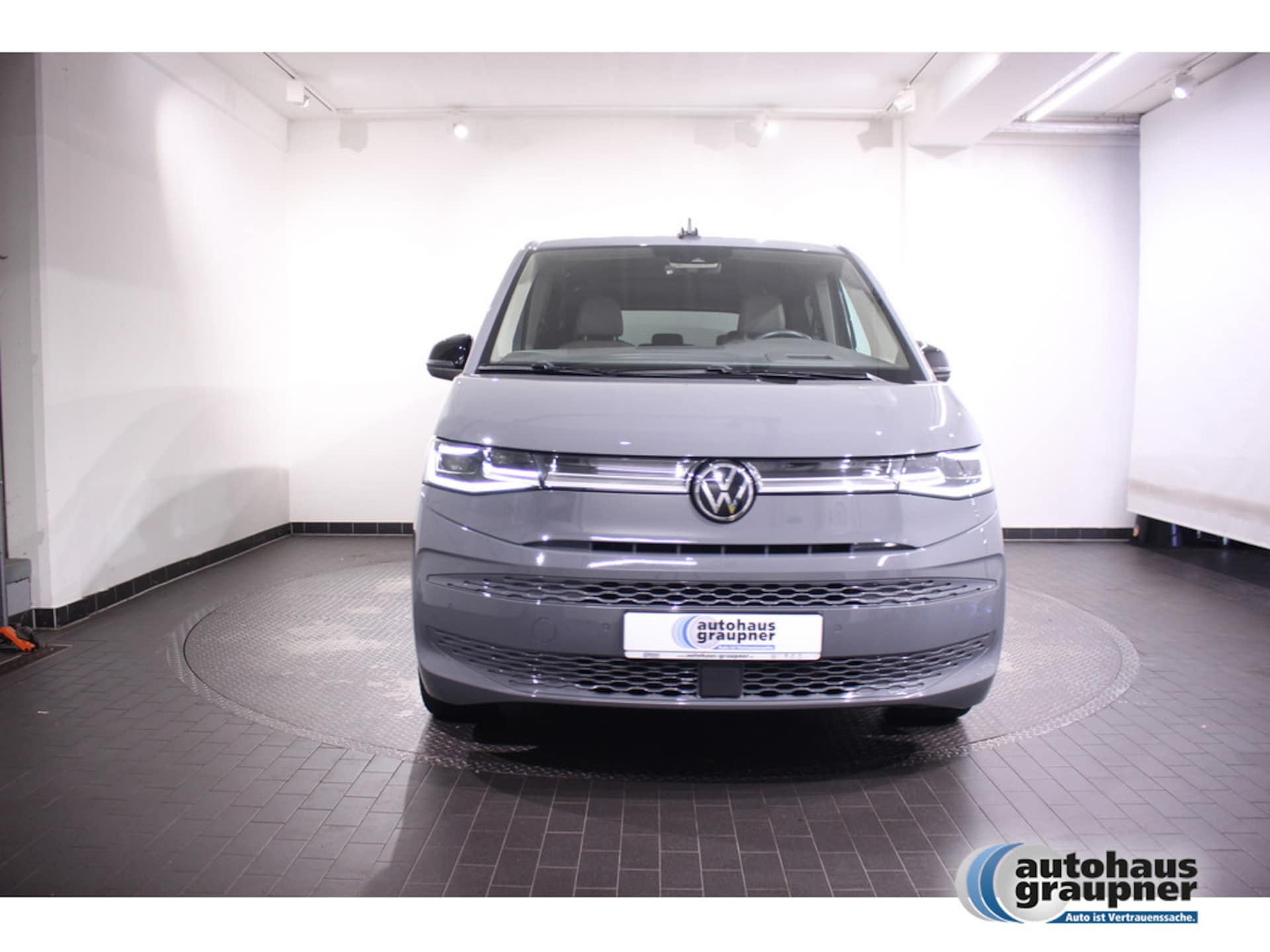Volkswagen Multivan Langversion Style