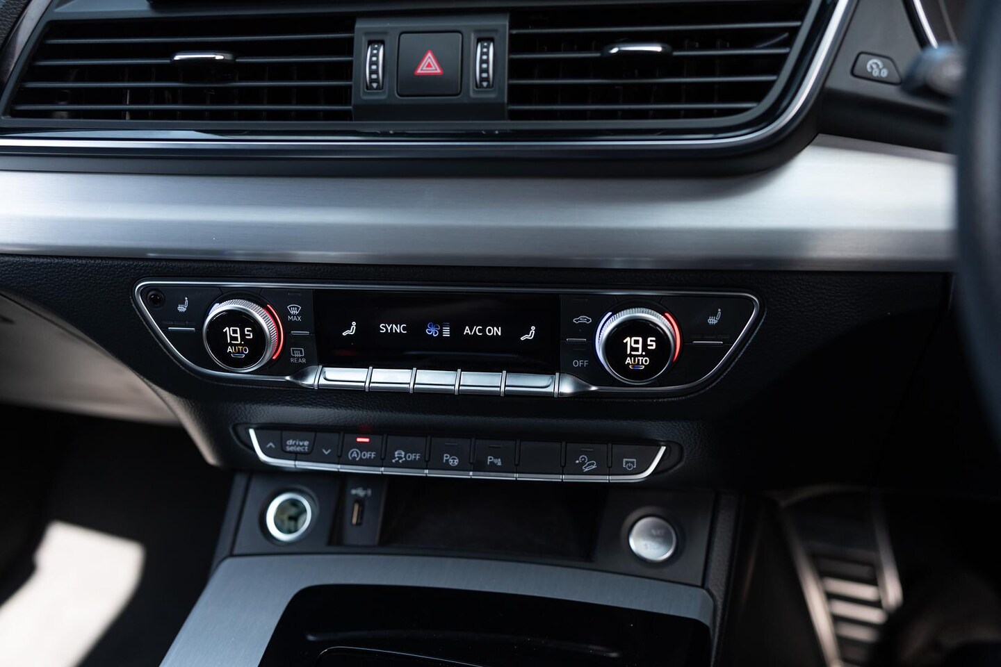 Image about Audi Q5 Sportback 45