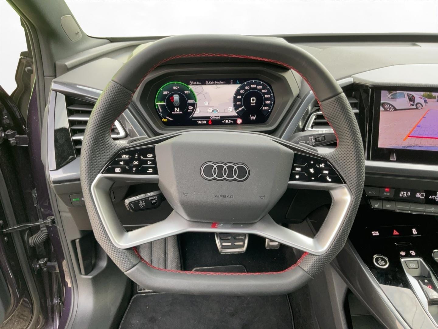 Bild über Audi Q4 e-tron 55 e-tron quattro - für weitere Informationen kontaktieren Sie den Audi Partner