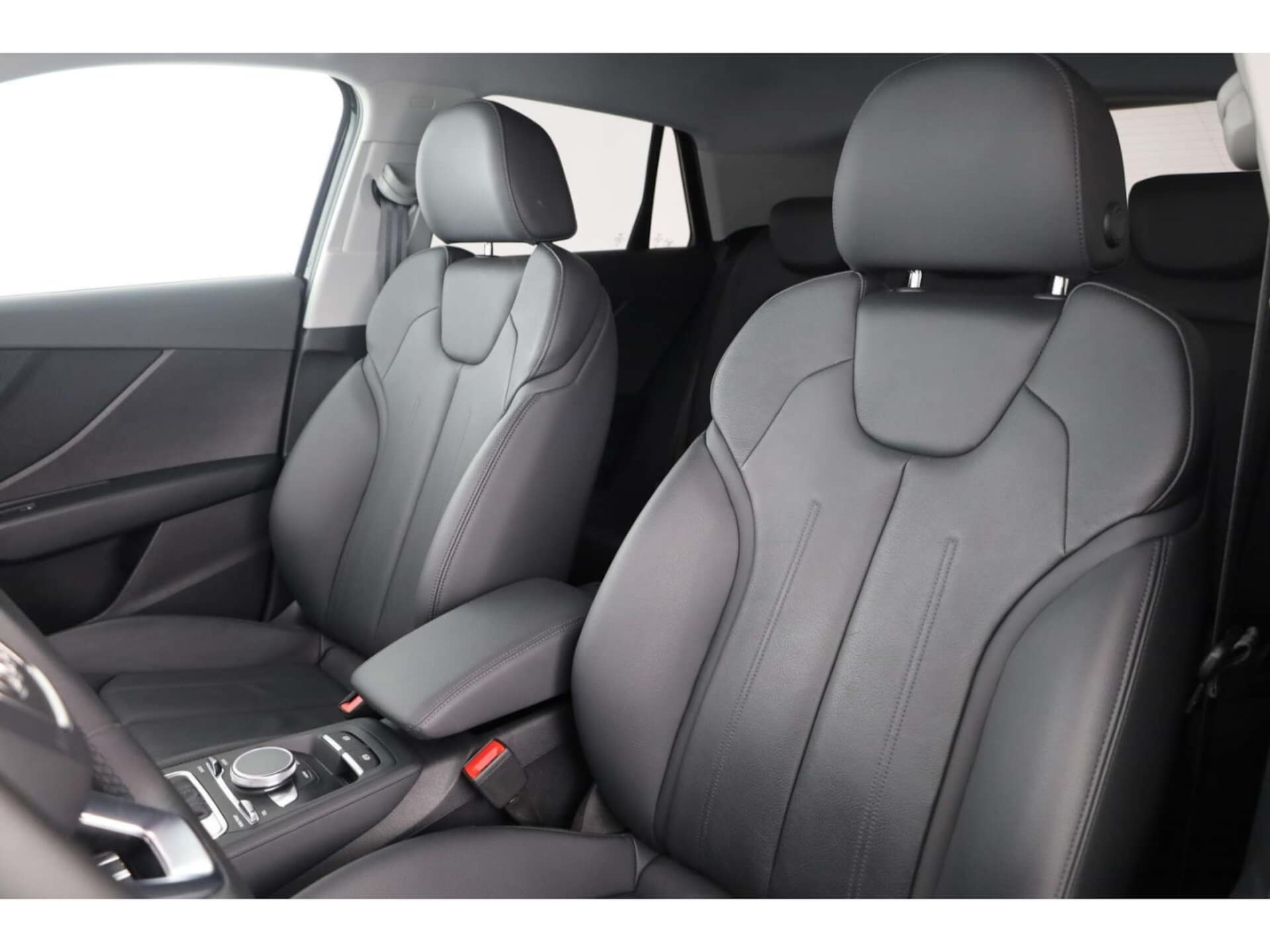 Audi Q2 S line